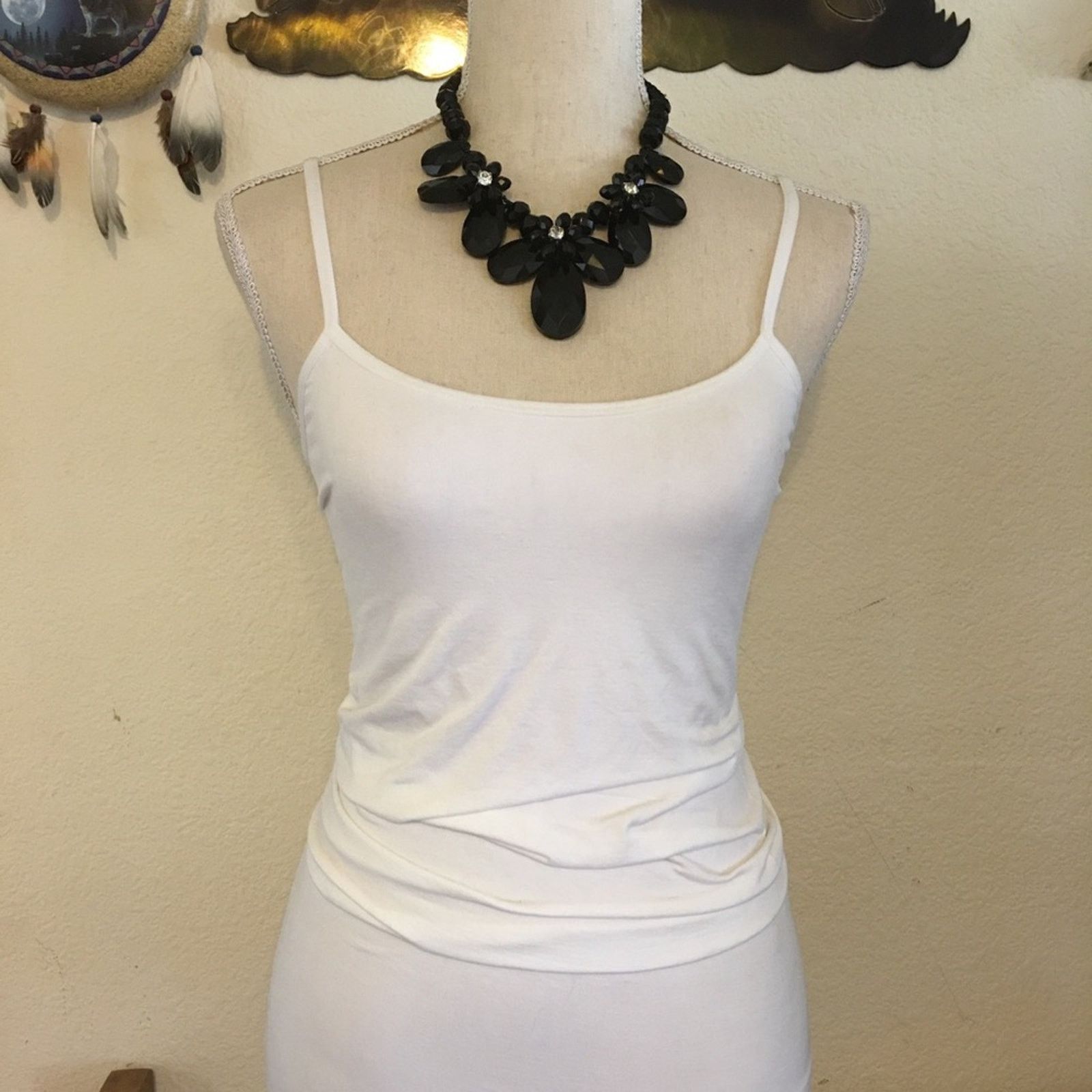 Jewelry Black faceted teardrop glass floral style necklace Size ONE SIZE - 4 Thumbnail