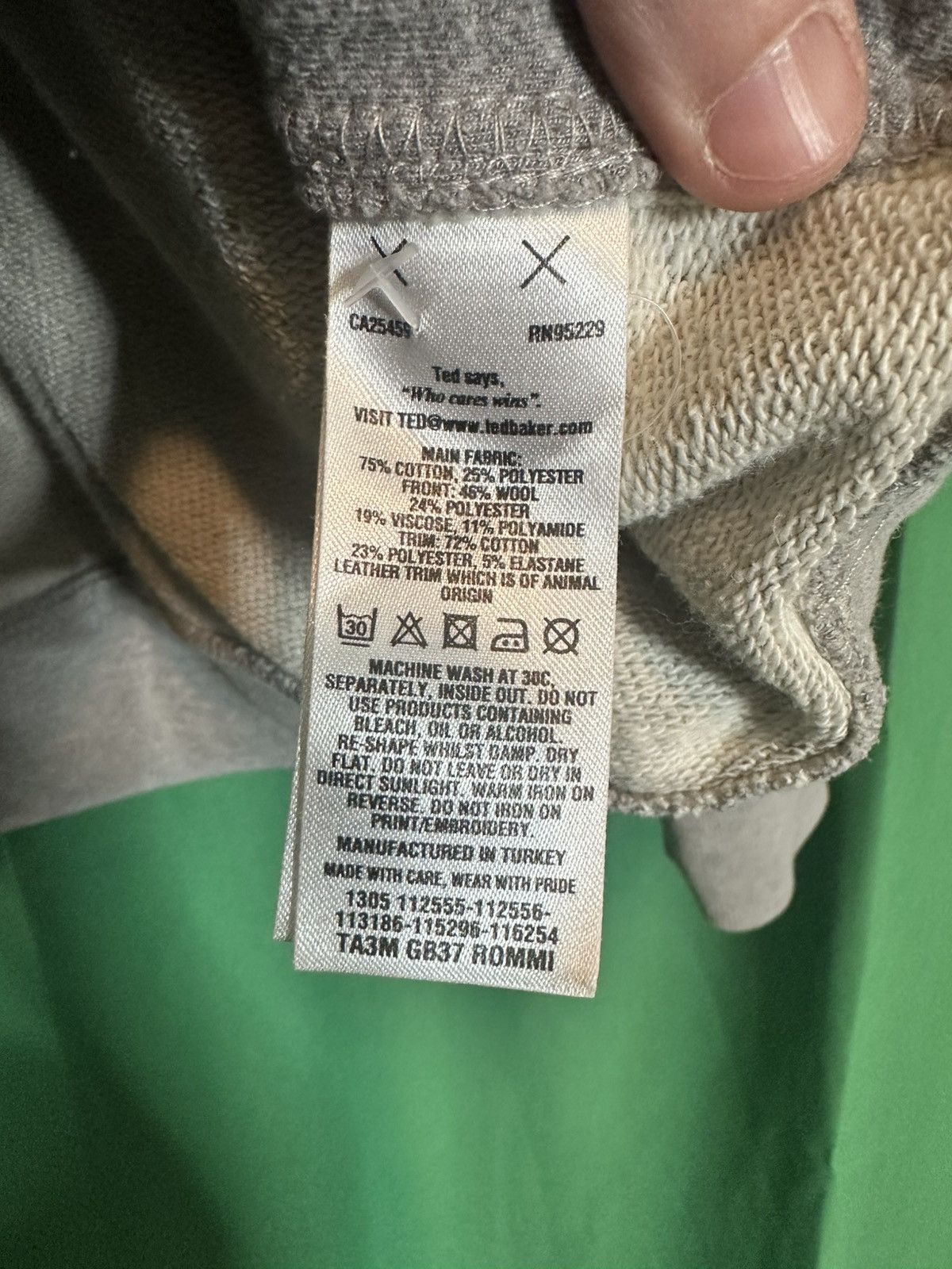 Ted Baker Fuzzy wool multi-panel sweatshirt / sweater Size US XS / EU 42 / 0 - 10 Thumbnail