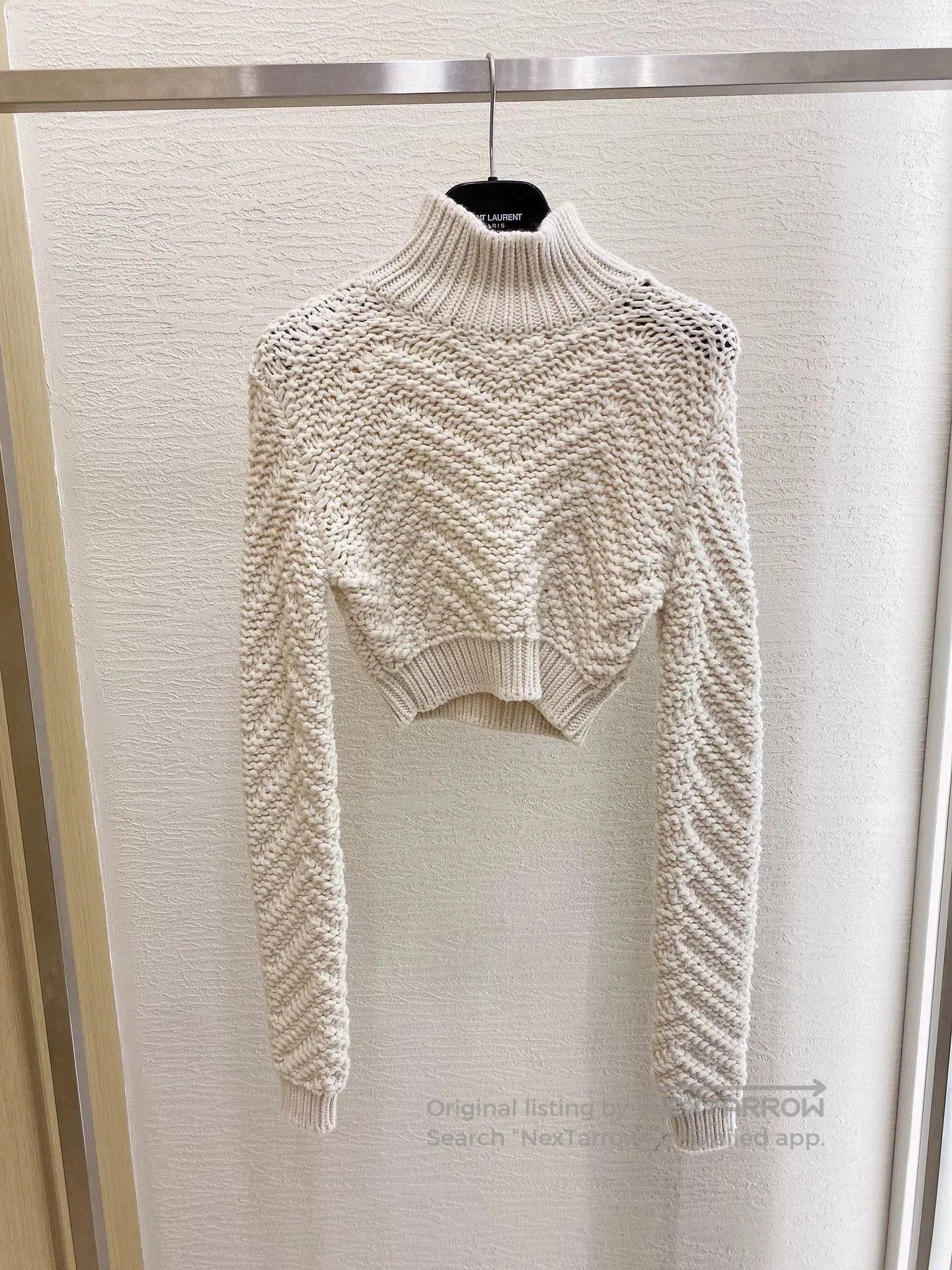 Fendi Fendi Cropped Knit Sweater. Size US M / EU 48-50 / 2 - 1 Thumbnail