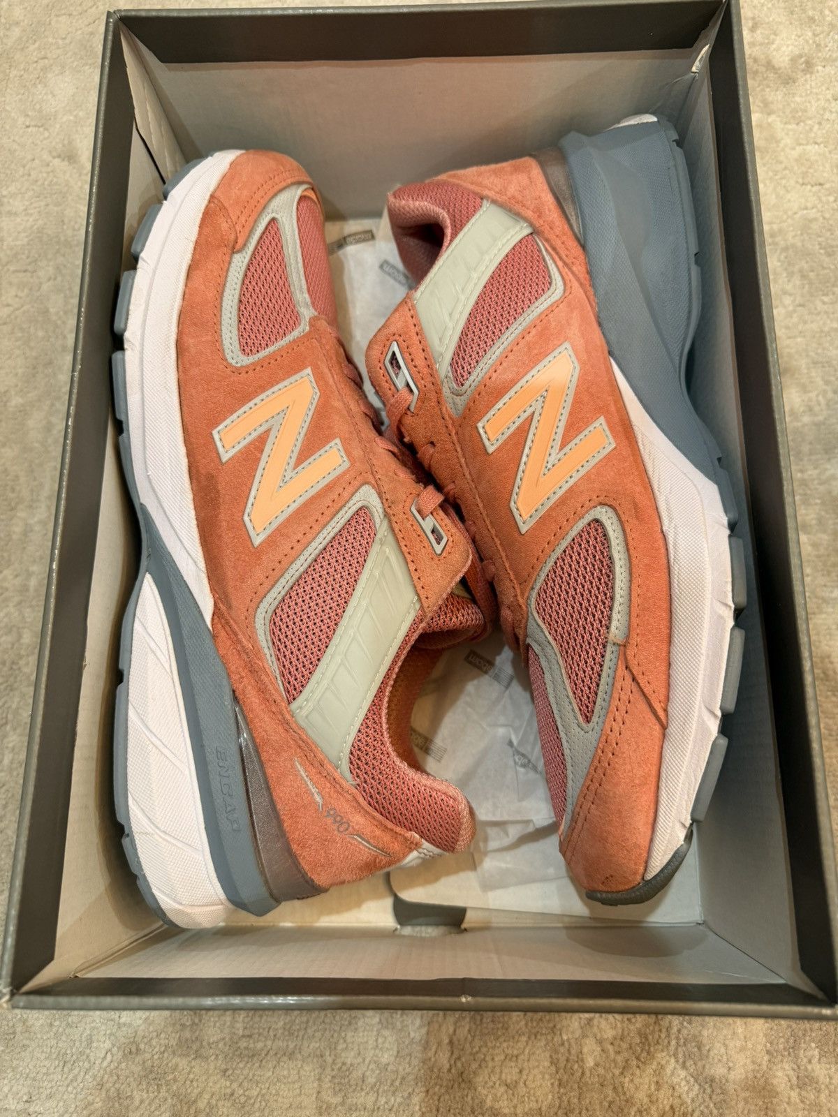 New Balance New Balance 990v5 Sunrise Rose Made in USA Size US 11 / EU 44 - 1 Thumbnail