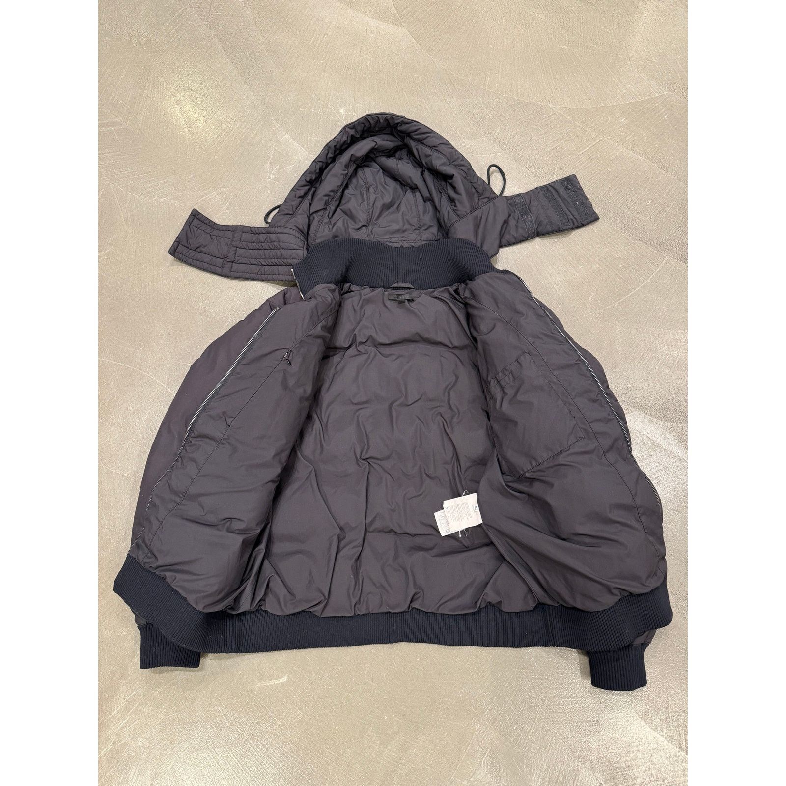 Helmut Lang 2005 Helmut Lang bondage belted puffer jacket Size US L / EU 52-54 / 3 - 12 Thumbnail