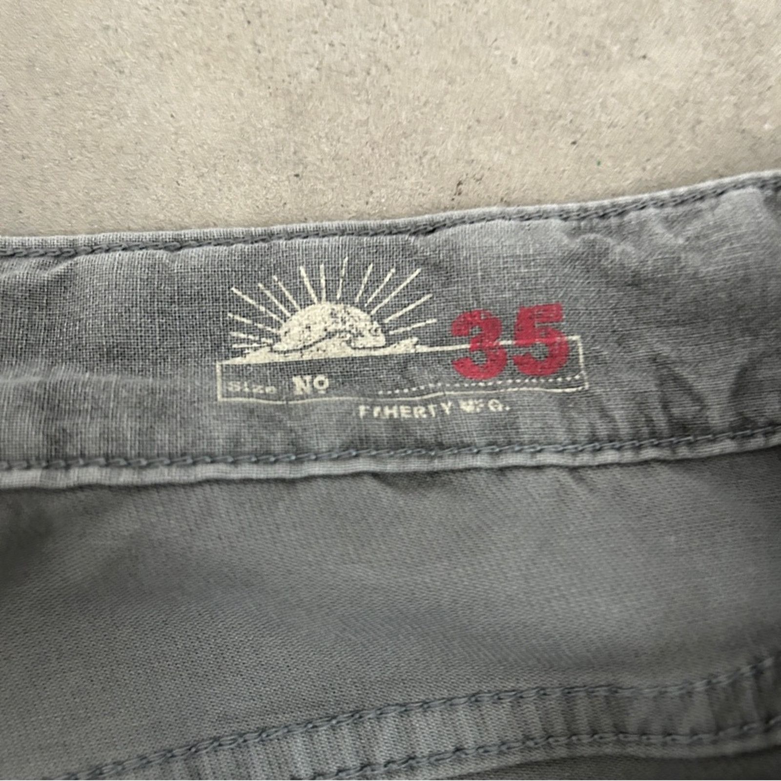 Faherty Faherty gray soft wash denim pants jeans size 35 waist. Size US 35 - 6 Thumbnail