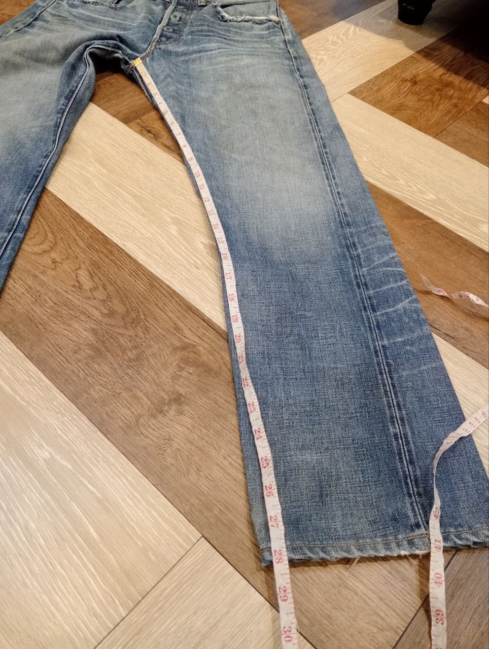 Levi's Vintage Clothing LEVI'S VINTAGE 501 CAPITAL E SELVEDGE BLUE DENIM JEANS Size US 30 / EU 46 - 21 Thumbnail