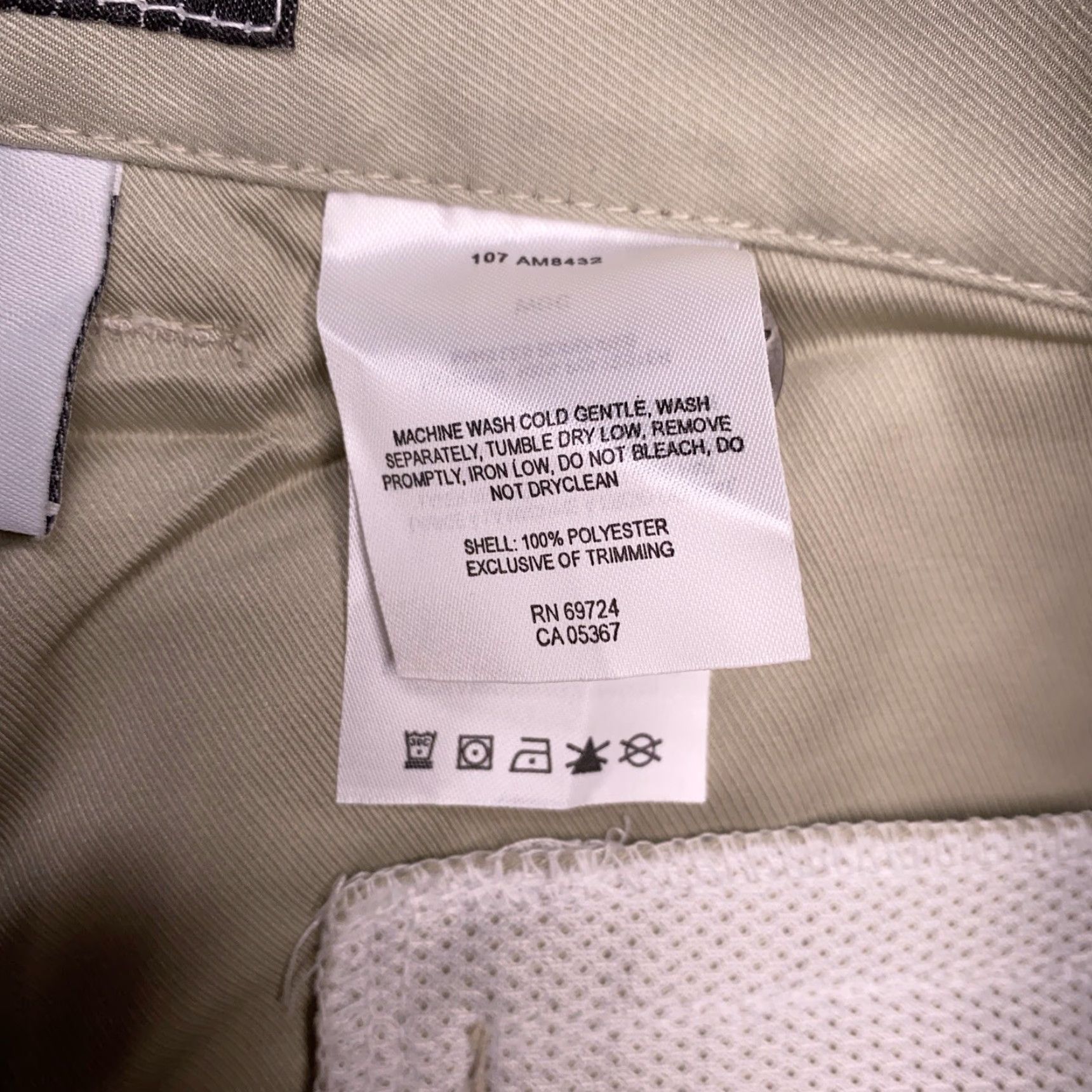 Vintage Columbia Cargo Pants Mens 38 Beige Outdoor Hiking Pants Straight Leg Regular Waist 38 Beige Outdoor Men’s Pants Size US 38 / EU 54 - 7 Thumbnail