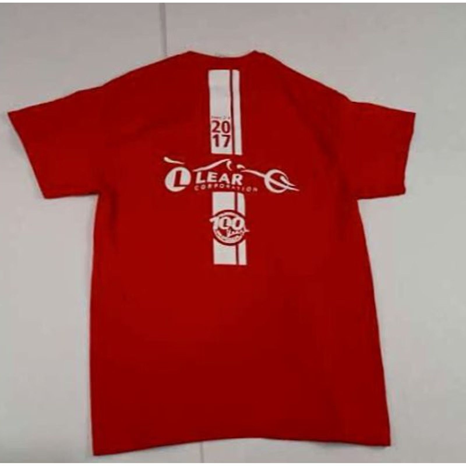 Gildan Detroit Grand Prix Association Event Services 2017 T-Shirt M Men Red Short Sleeve Racing EUC Size US M / EU 48-50 / 2 - 5 Thumbnail