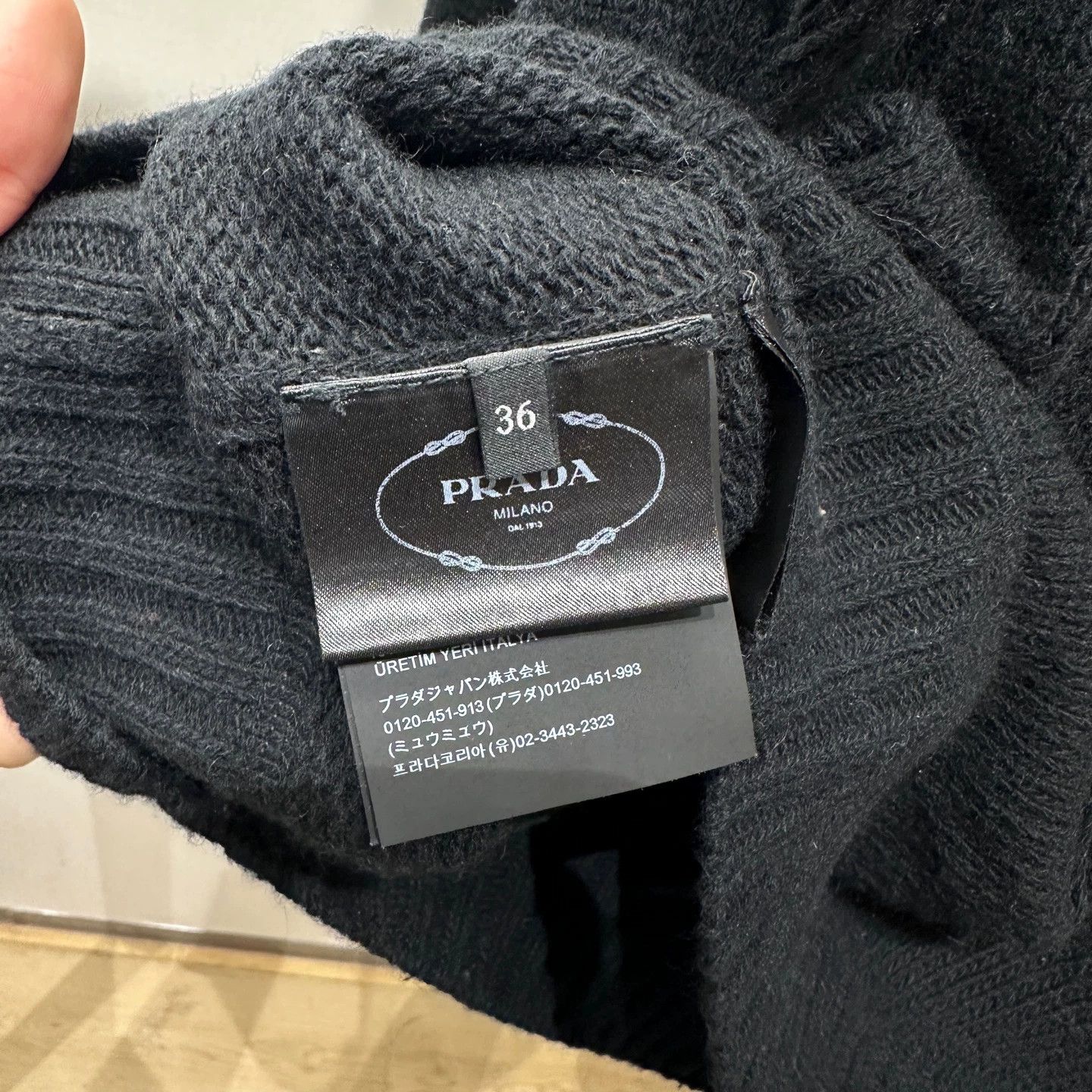 Prada Prada mar638 logo wool sweater 36 Size XS / US 0-2 / IT 36-38 - 4 Thumbnail