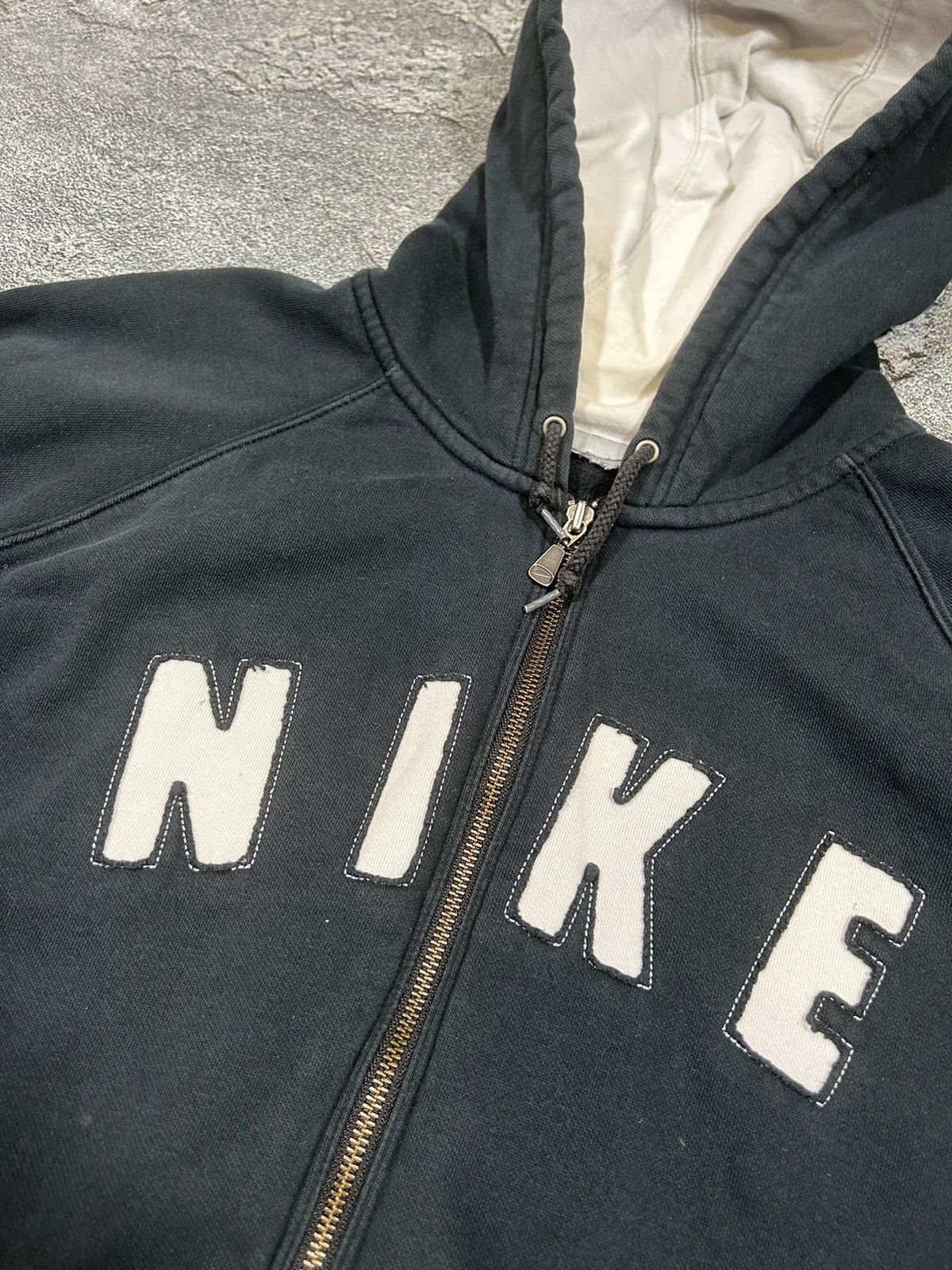 Nike × Vintage NIKE VINTAGE CENTER LOGO OVERSIZE BOXY ZIP HOODIE Size US XL / EU 56 / 4 - 2 Thumbnail