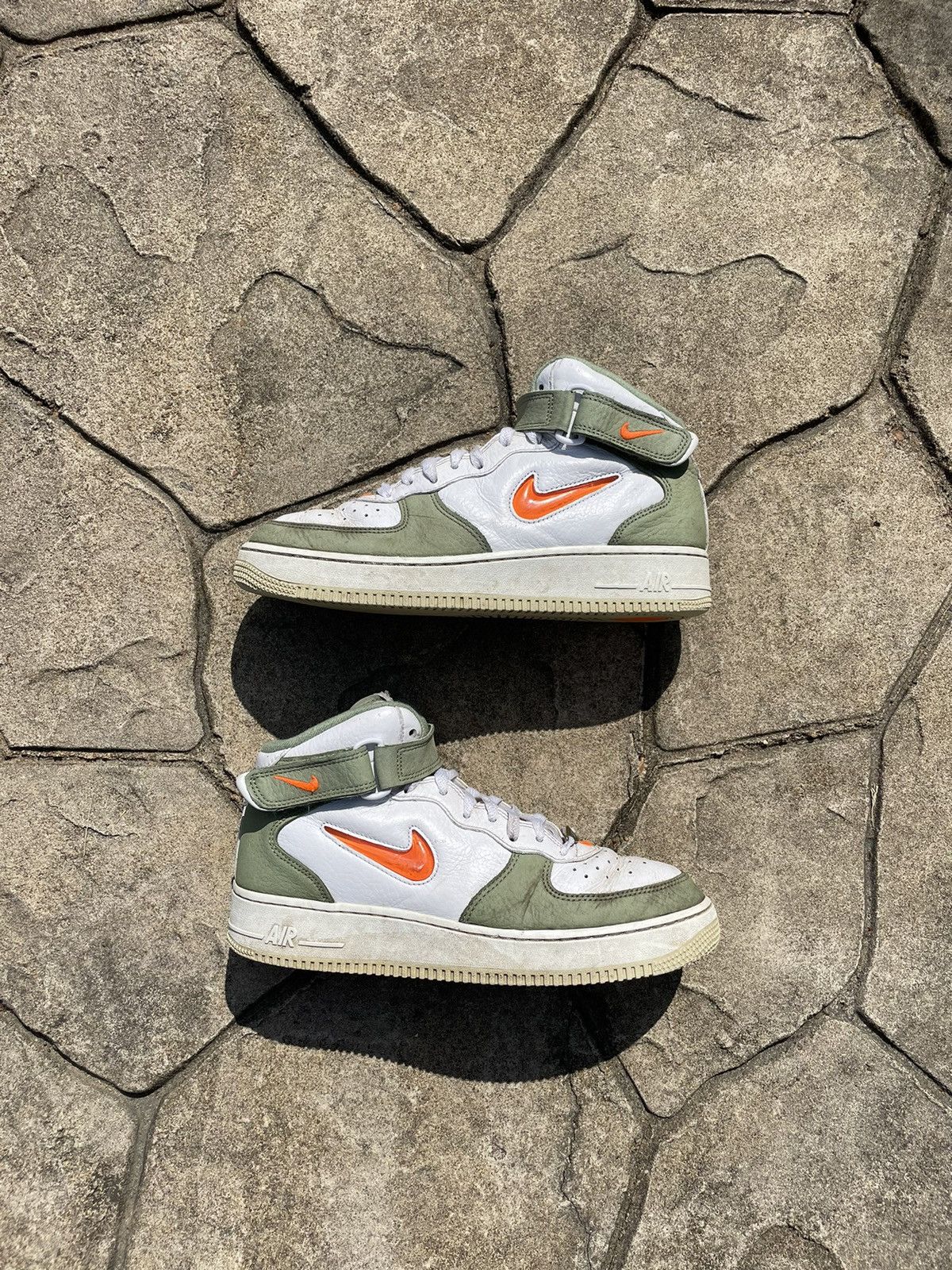 Nike Nike Air Force 1 Mid “Oil Green Orange” Hi-Top Sneakers Size US 9 / EU 42 - 4 Thumbnail