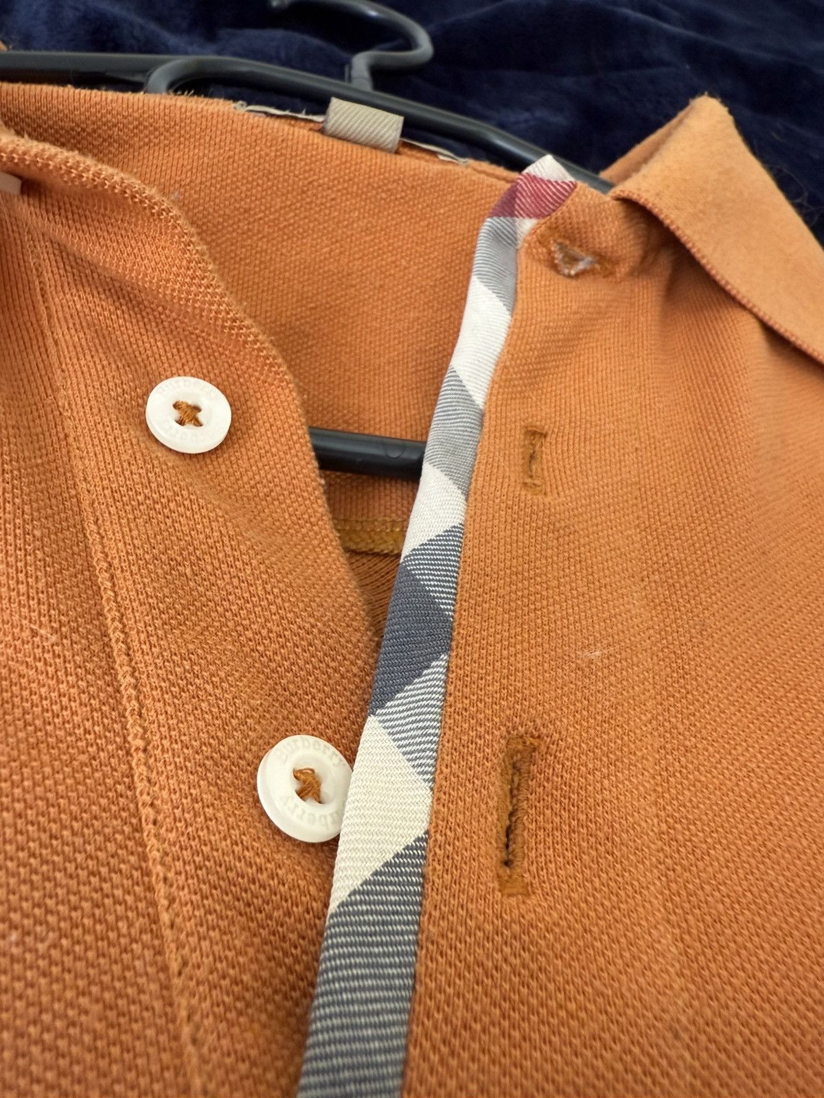Burberry × Vintage Vintage Burberry Orange Polo Shirt – Knight Logo – Size L Size US L / EU 52-54 / 3 - 3 Thumbnail
