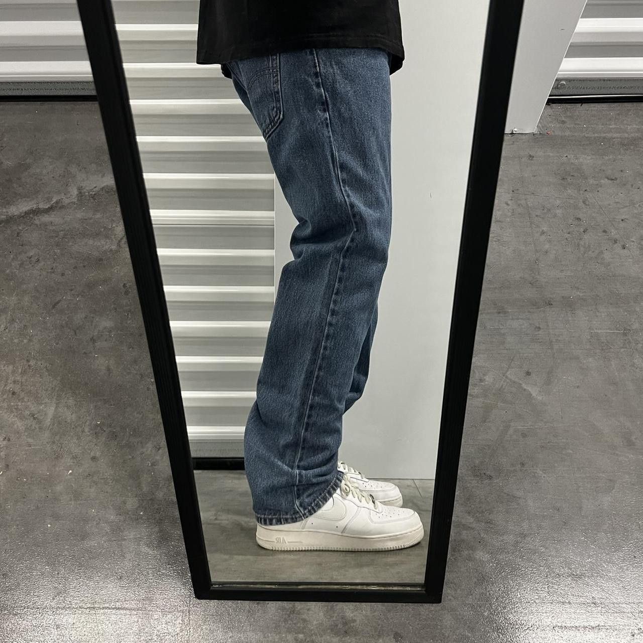 Levi's Crazy Vintage Y2K/2000s Levis Relaxed Fit Medium wash Grunge Denim Jeans! Size US 36 / EU 52 - 2 Thumbnail
