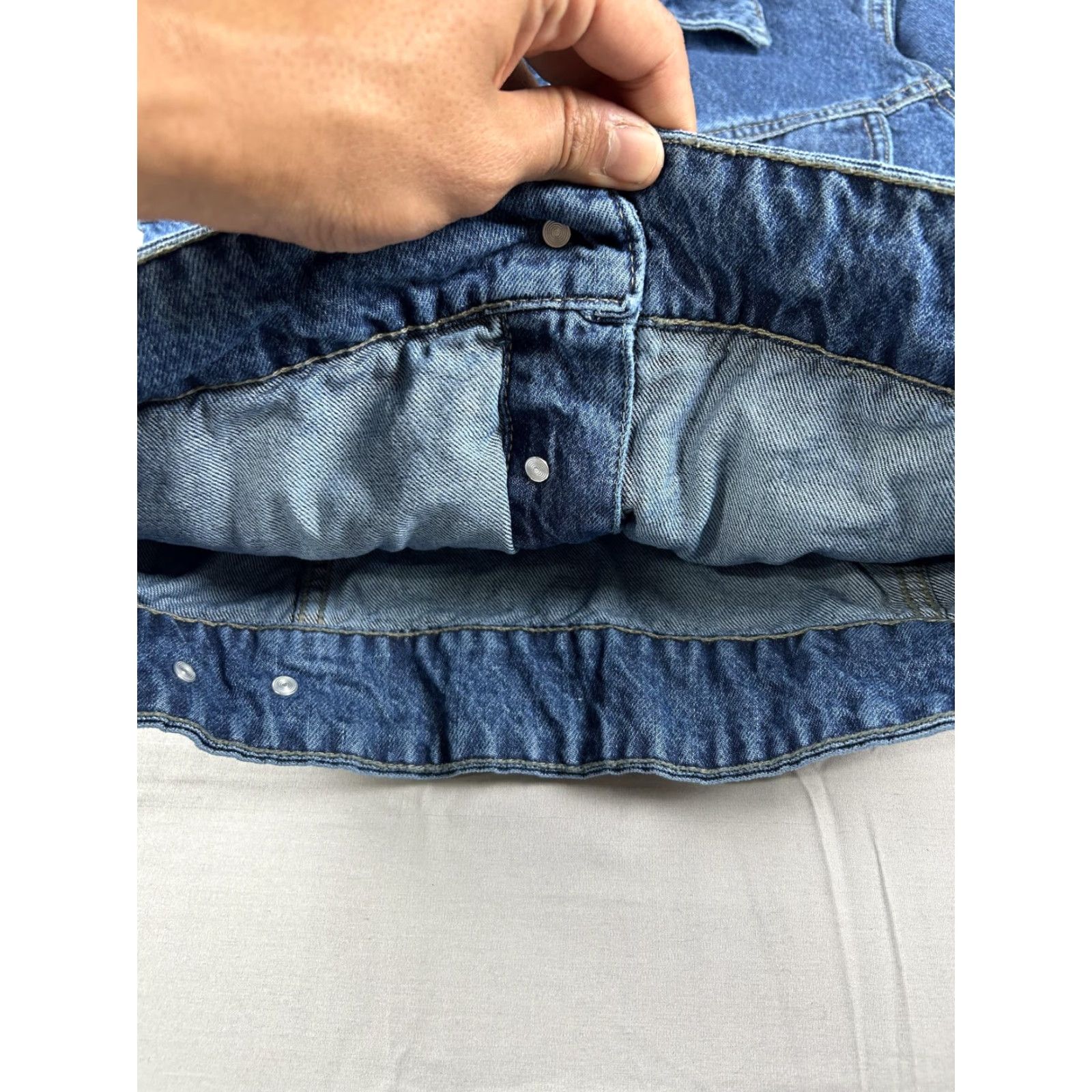 Lee Lee Denim Jacket Womens XS Blue Western Embroidered Trucker Jean Jacket Short Front Buttoned Crew Neck Collared Casual Vintage No Size 26" / US 2 / IT 38 - 5 Thumbnail