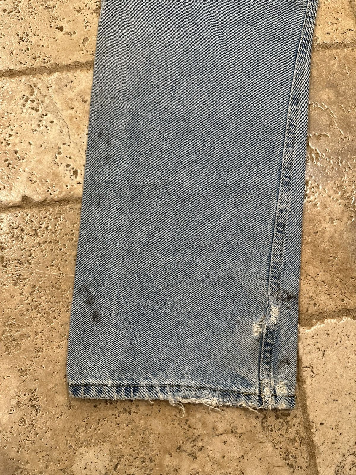 Basic Editions × Vintage Vintage Basic Editions Distressed Painter’s Blue Denim Jeans Size US 34 / EU 50 - 9 Thumbnail