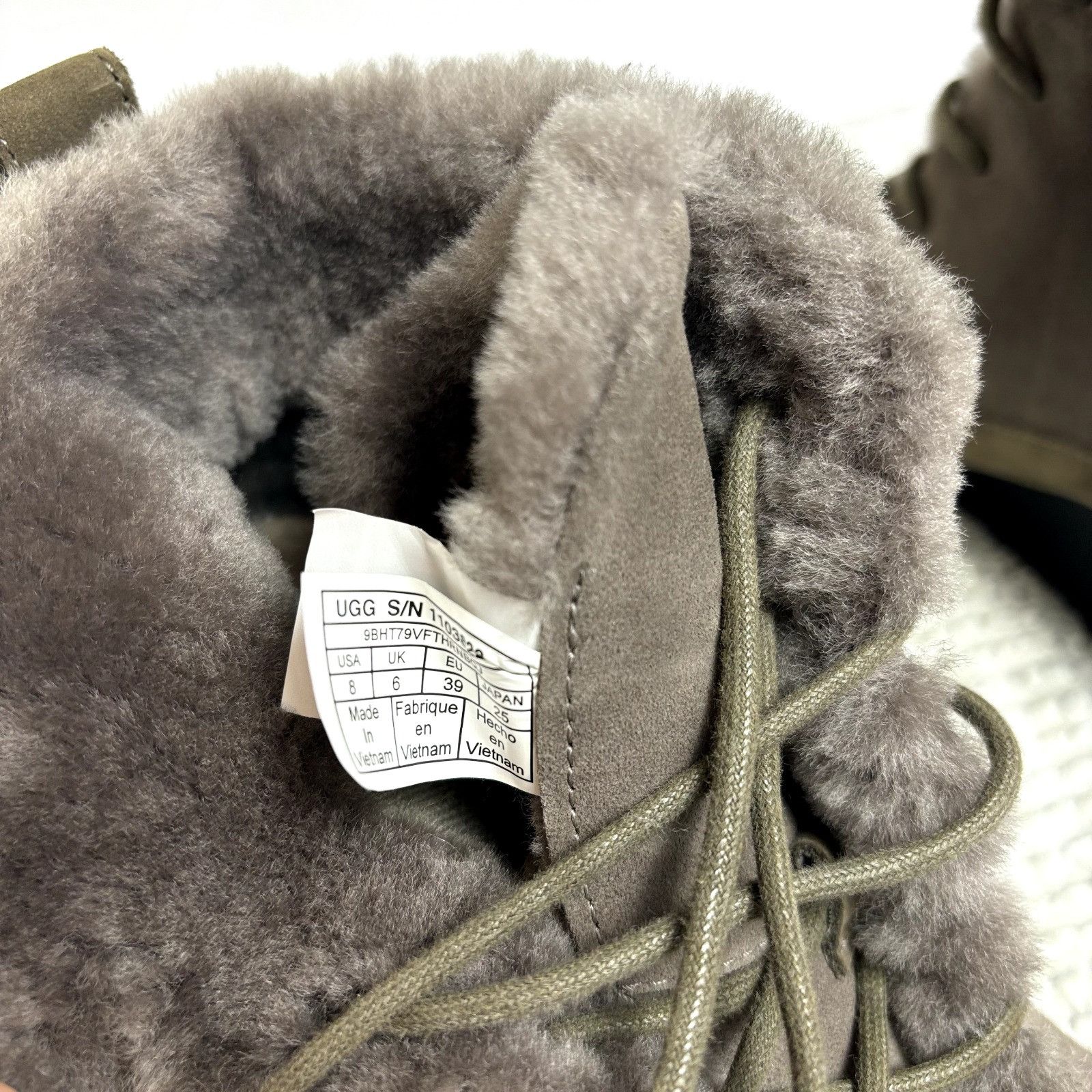 Ugg UGG Bridgit US 8 EU 39 Women’s Dark Gray Waterproof Suede We Size US 8 / IT 38 - 9 Thumbnail