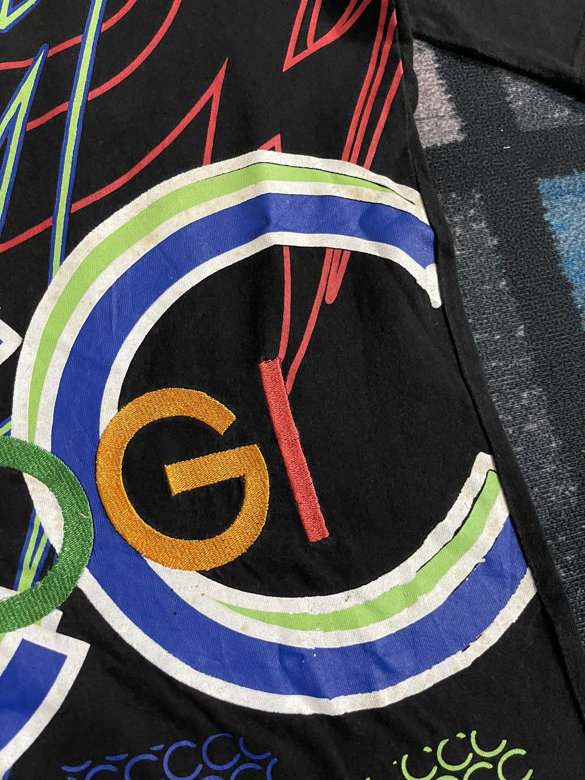 Coogi Vintage Coogi Overprint Embroidery logo Tshirt Size US XL / EU 56 / 4 - 8 Thumbnail