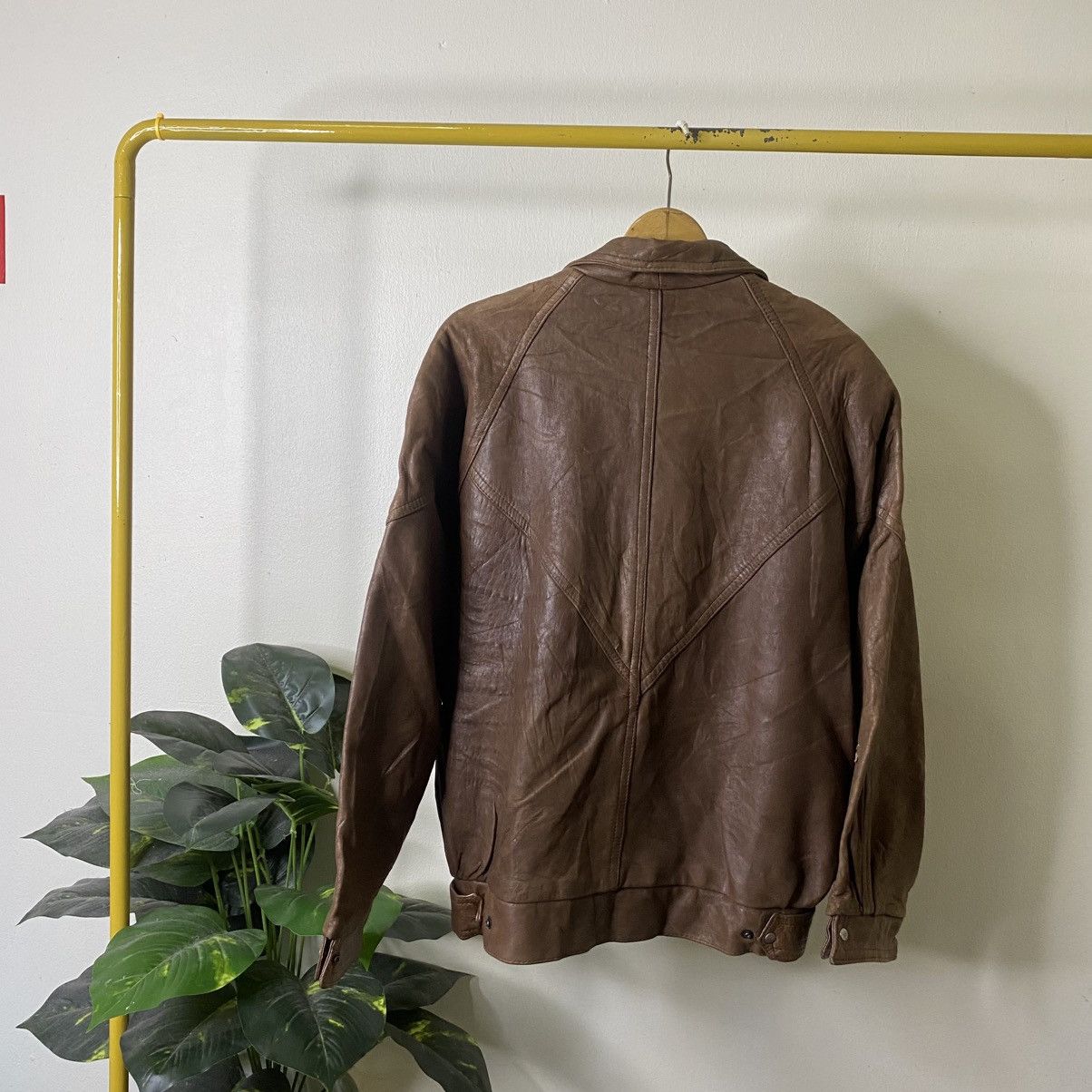 Genuine Leather Vintage 90s Genuine Leather Brown Jacket Size US XL / EU 56 / 4 - 5 Thumbnail