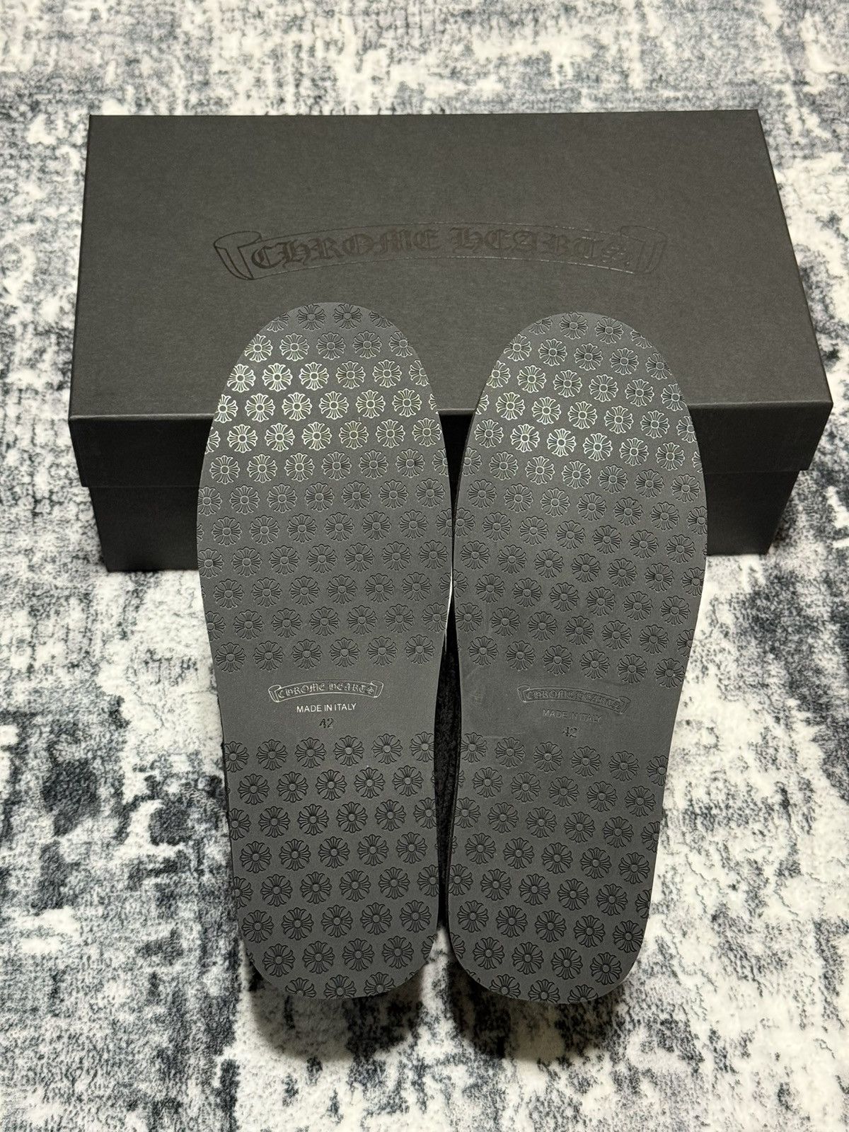 Chrome Hearts Chrome Hearts Dagger Corduroy Slippers Size US 9.5 / EU 42-43 - 10 Thumbnail