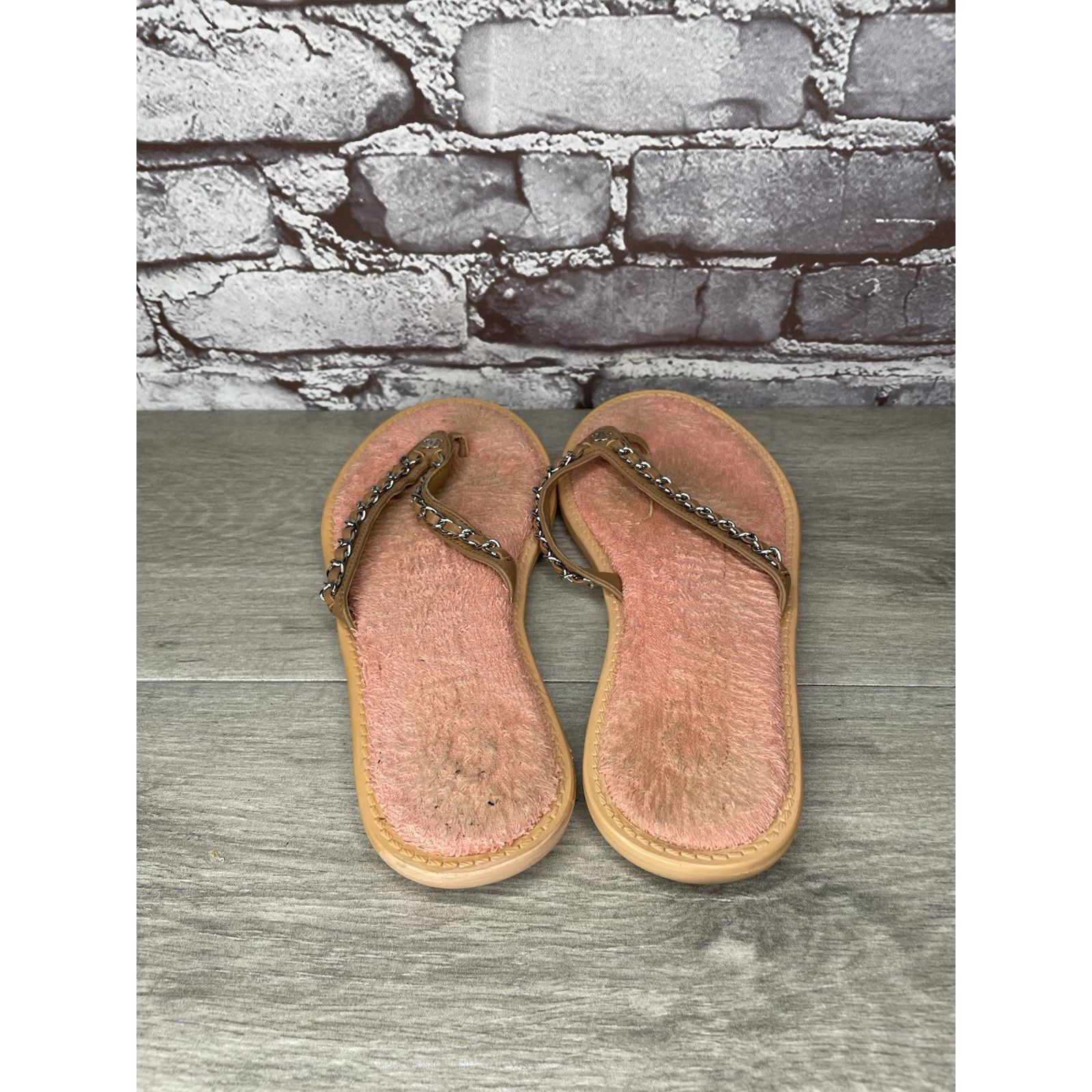 Chanel CHANEL Lambskin CC Chain Pink Leather Designer Thong Sandals Size US 9.5 / IT 39.5 - 3 Thumbnail