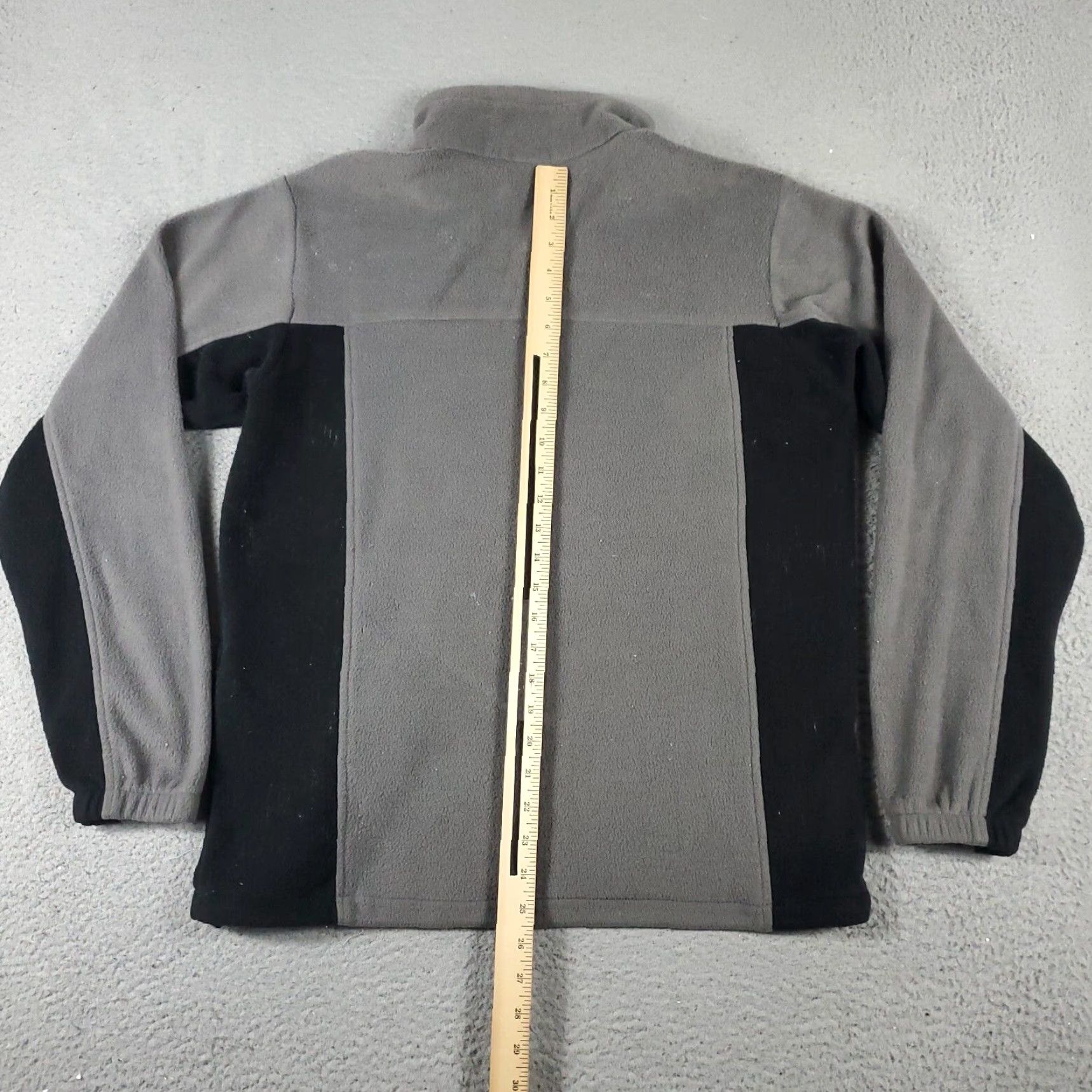 Vintage Columbia Sweater Mens M Gray Black Full Zip Up Fleece Outerwear - Logo Pockets Modern Outdoor, Casual, Workwear Size US M / EU 48-50 / 2 - 6 Thumbnail