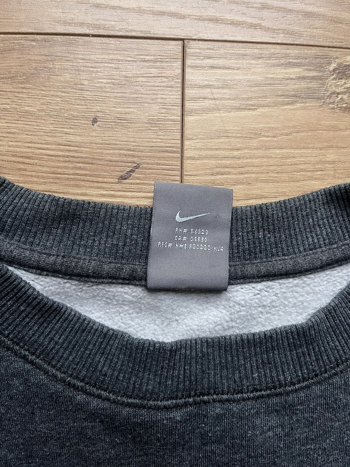 Nike 90’s NIKE RETRO BIG SPELLOUT LOGO BOXY SWOOSH Y2K CREWNECK Size US XL / EU 56 / 4 - 4 Thumbnail
