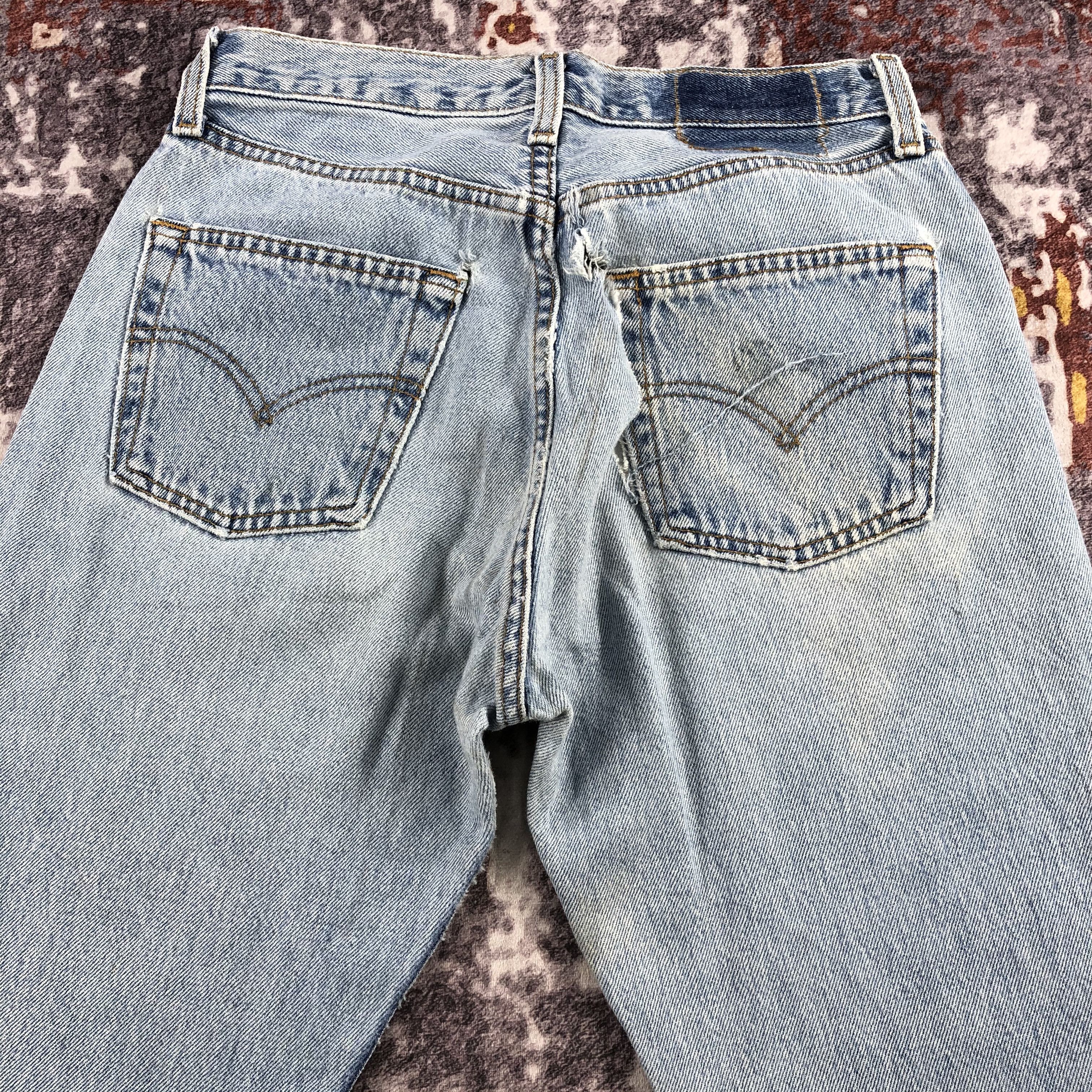 Levi's Vintage 90s Light Wash Levis 501 Jeans-JM2609 Size US 27 - 5 Thumbnail