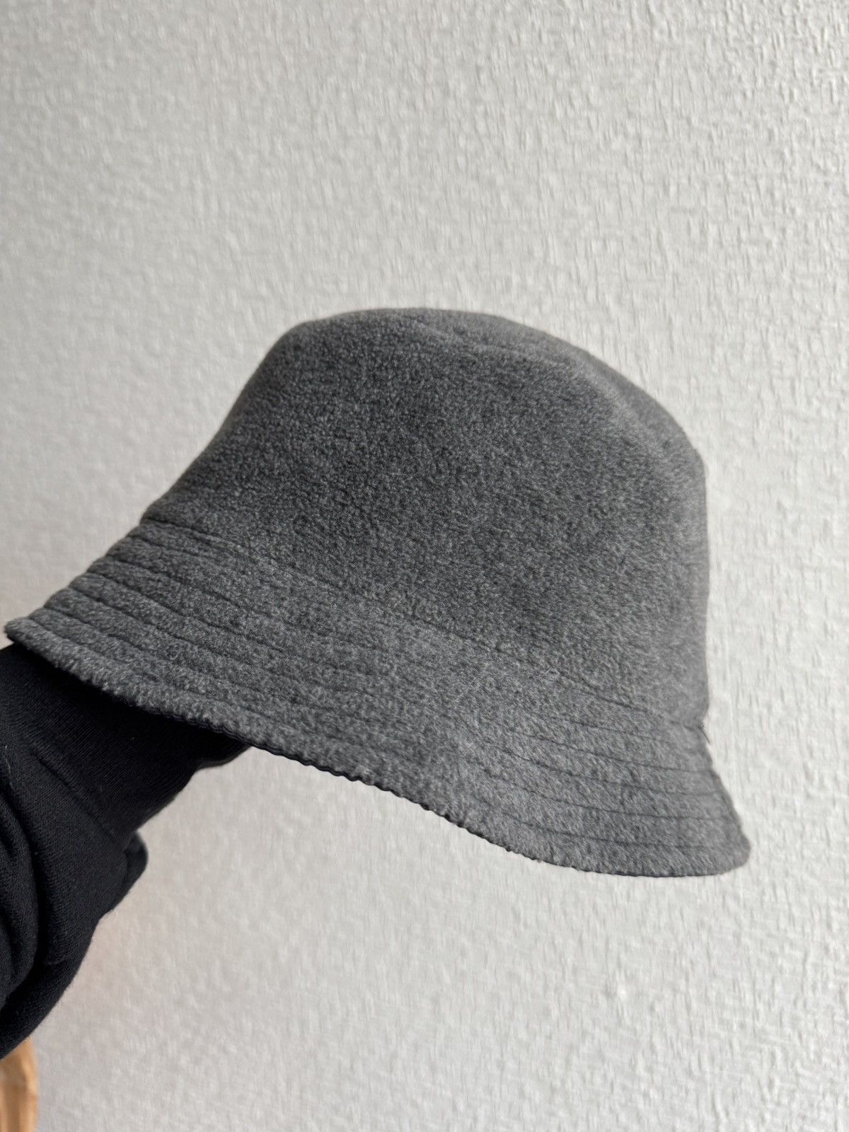 NO ID Two sided vintage basic bucket hat Size ONE SIZE - 1 Thumbnail
