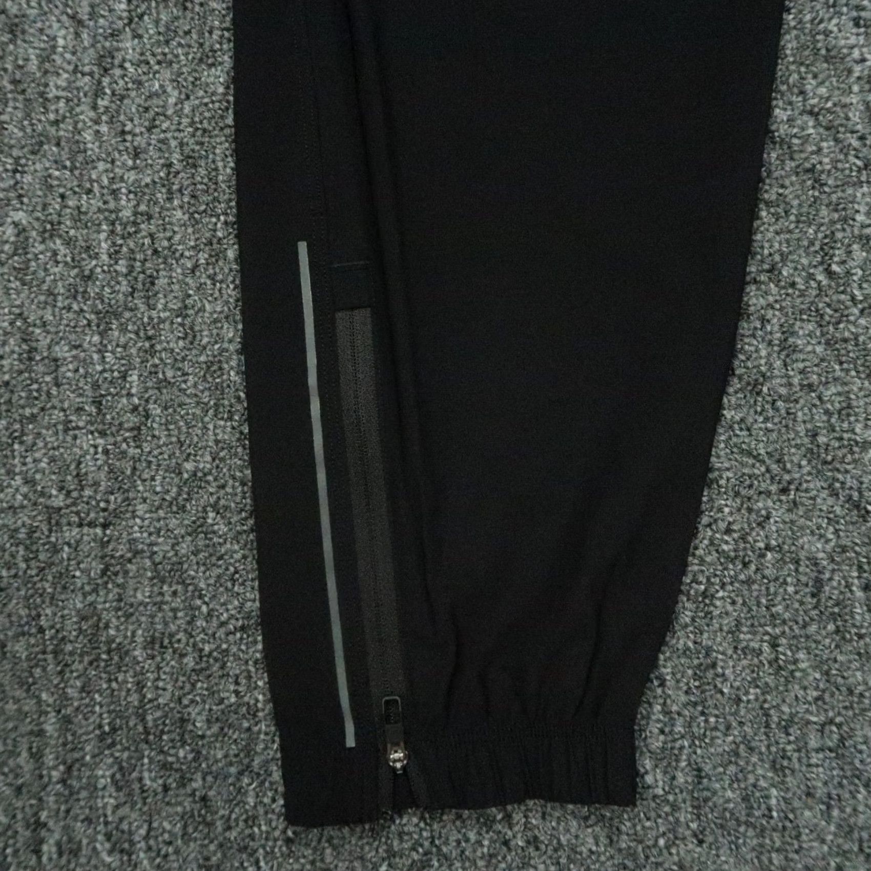 Lululemon Lululemon Pants Men M Black Surge Joggers Athletic Cross Training Size US 31 - 7 Thumbnail