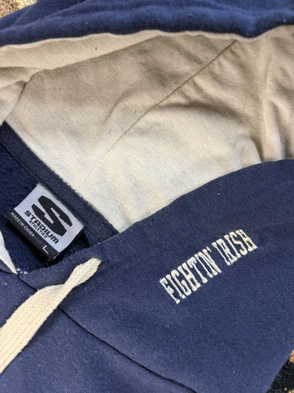 NCAA × Vintage Vintage Y2K Notre Dame Hoodie Sweatshirt Size US L / EU 52-54 / 3 - 4 Thumbnail