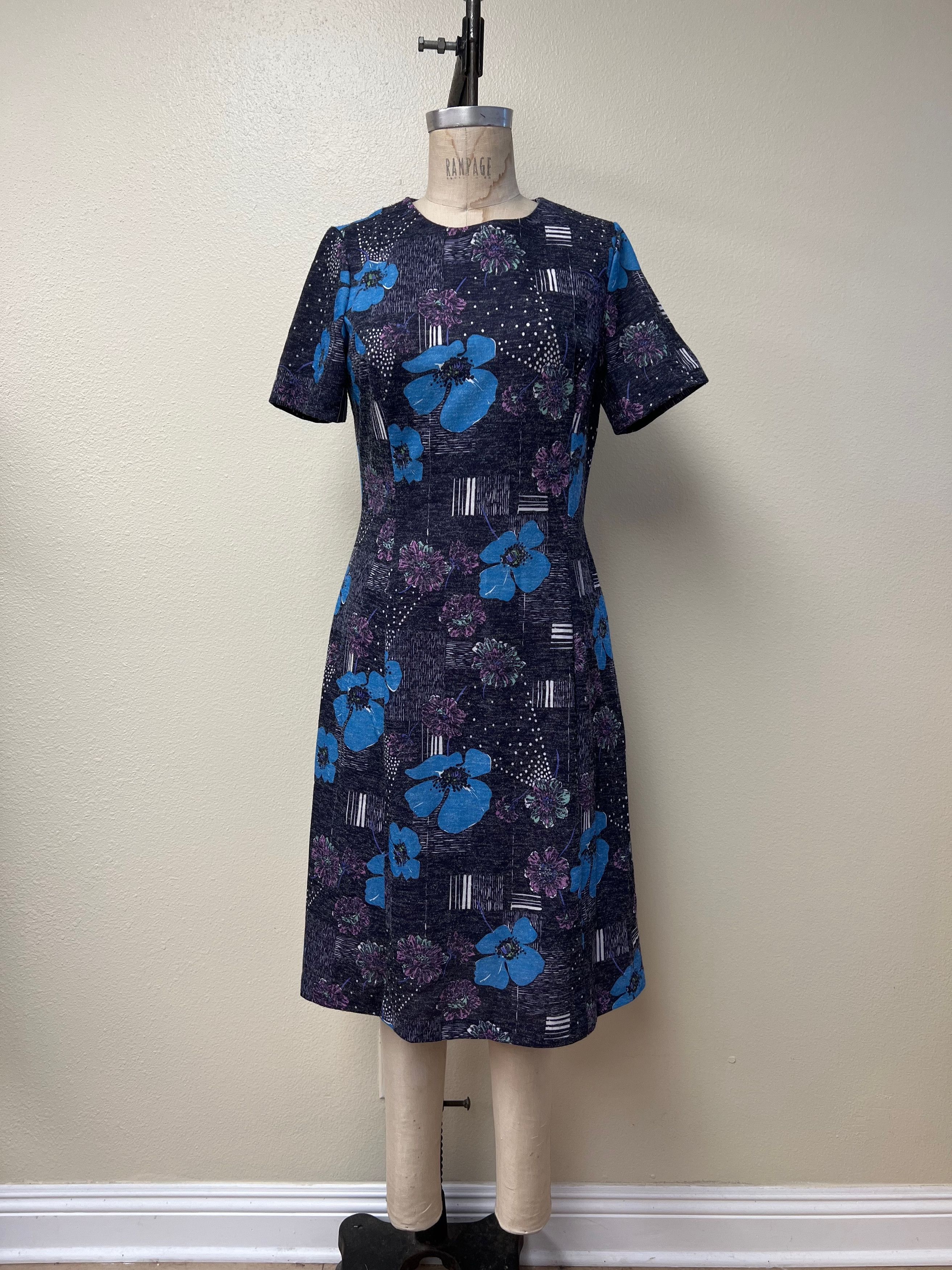 Other EUC Vintage 60s Channel 1 Bill Sims Dress Size Small Size S / US 4 / IT 40 - 1 Thumbnail