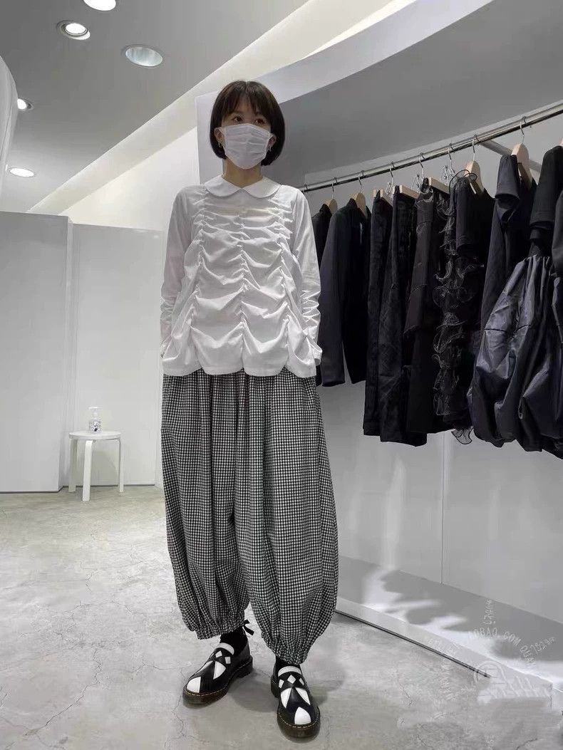 Comme des Garcons Comme Des Garcons Pinched round neck shirt Size XS / US 0-2 / IT 36-38 - 7 Thumbnail