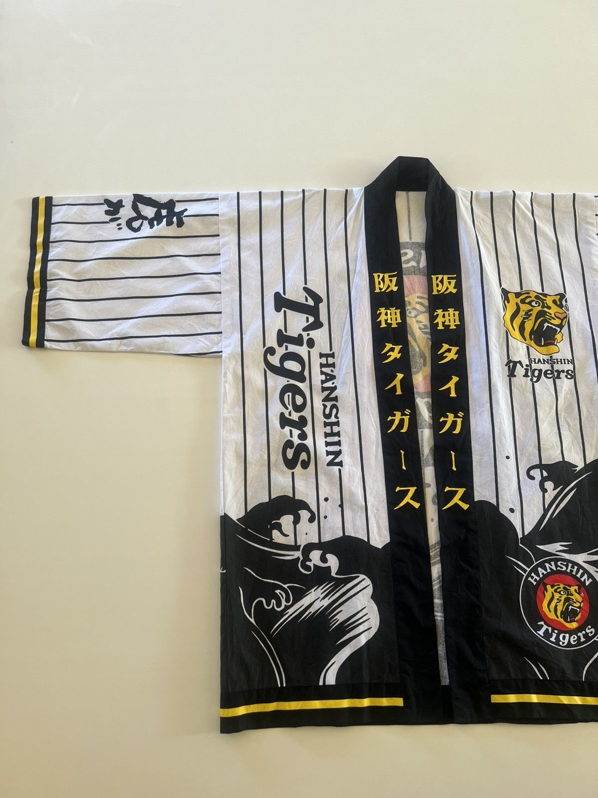MLB Hanshin Tigers MLB Kimono Size US XL / EU 56 / 4 - 3 Thumbnail