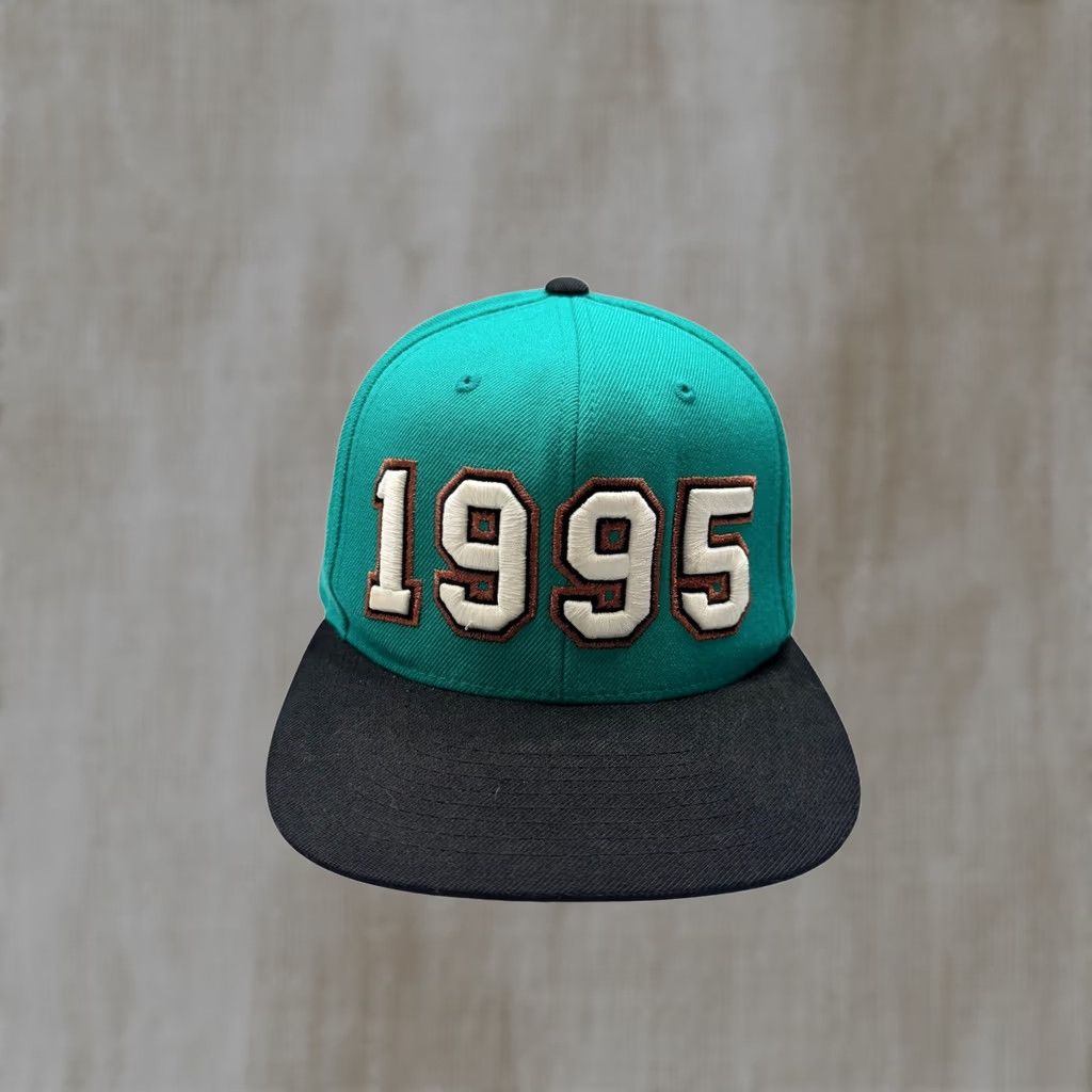 Mitchell & Ness Mitchell & Ness Snapback Hat Unisex Teal 1995 Hardwood Classics OSFA Size ONE SIZE - 1 Thumbnail