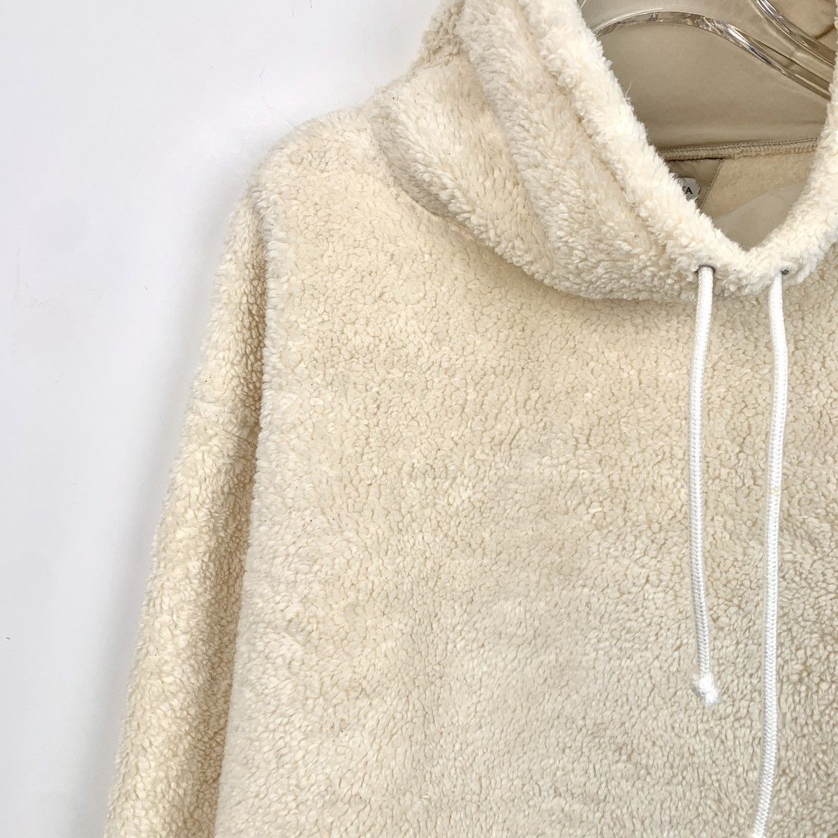Bottega Veneta Bottega Veneta Beige High Neck Long Sleeve Sweatshirt K26WX Size US L / EU 52-54 / 3 - 3 Thumbnail