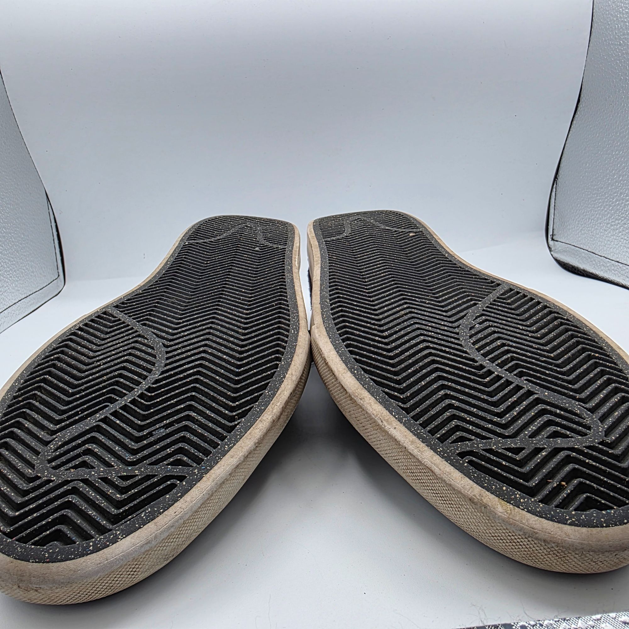 Nike Nike SB Clutch Mens Size 11.5 Black Sneaker Shoes Casual Ska Size US 11.5 / EU 44-45 - 10 Thumbnail