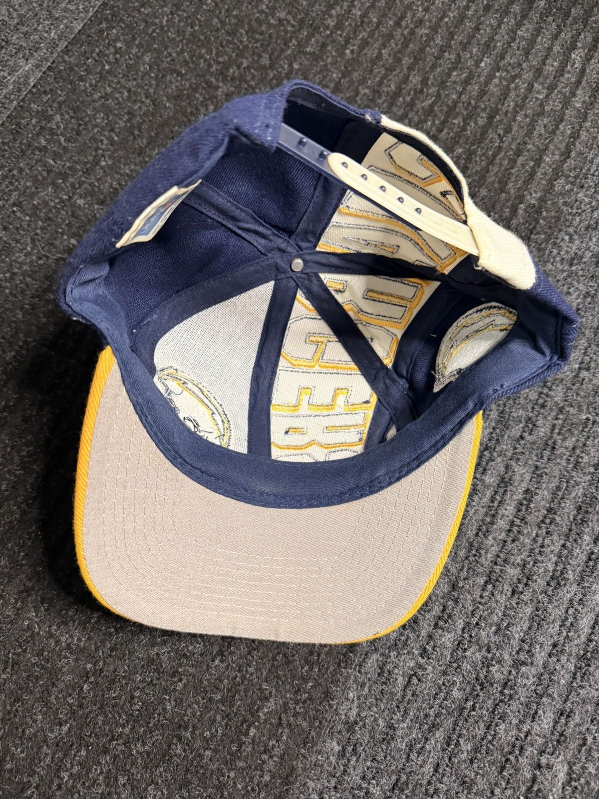 Drew Pearson Vintage LA chargers nfl drew pearson snapback hat Size ONE SIZE - 4 Thumbnail