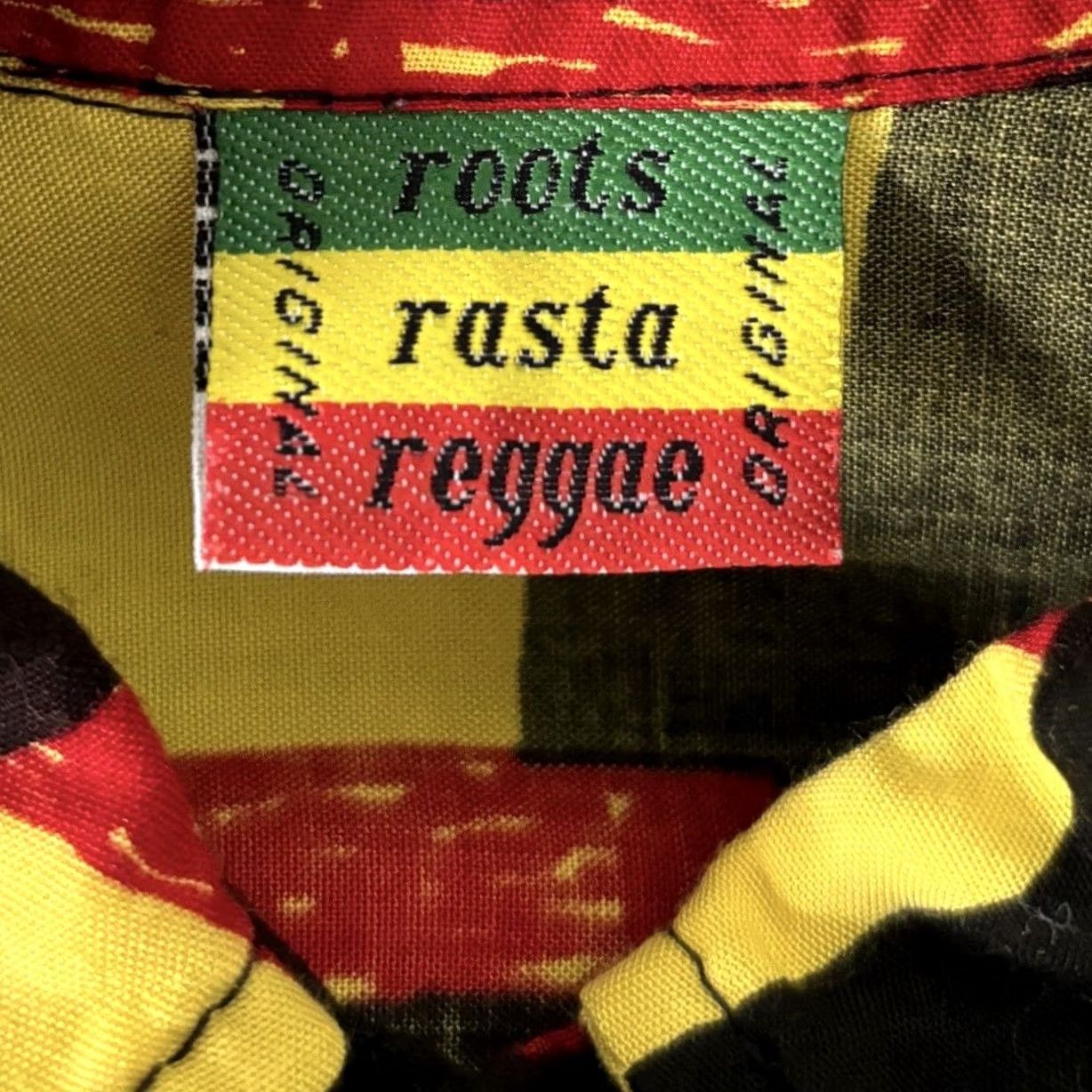 Roots VINTAGE Roots Rasta Reggae Shirt Mens Carnival Festival Freedom XL Multicoloured Short Sleeve Button-Up Collared Rayon Reggae Rasta Theme Size US XL / EU 56 / 4 - 7 Thumbnail