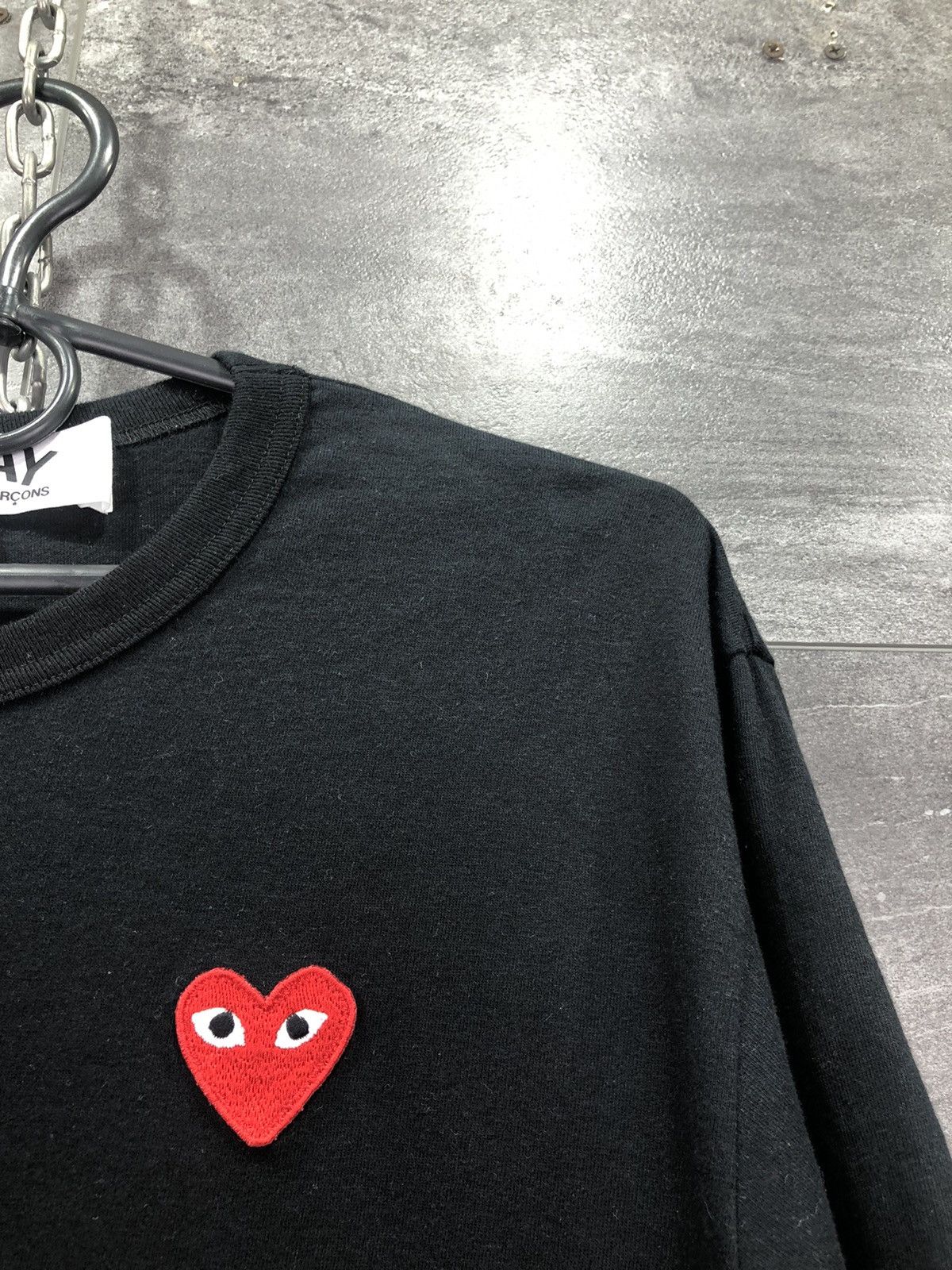 Comme des Garcons Comme Des Garçons Play logo patch Mens T-shirt Size US L / EU 52-54 / 3 - 3 Thumbnail