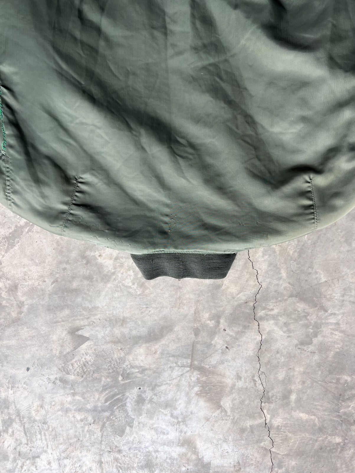 Vintage Vintage 90s Distressed Flying Bomber Jacket Size US M / EU 48-50 / 2 - 11 Thumbnail