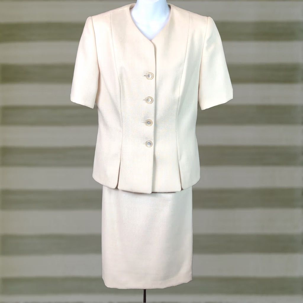 Vintage Dress Barn Skirt Suit 10 Ivory 2pc Lined V Neck Pleat Hem Knee Length Back Slit Size 29" - 1 Thumbnail