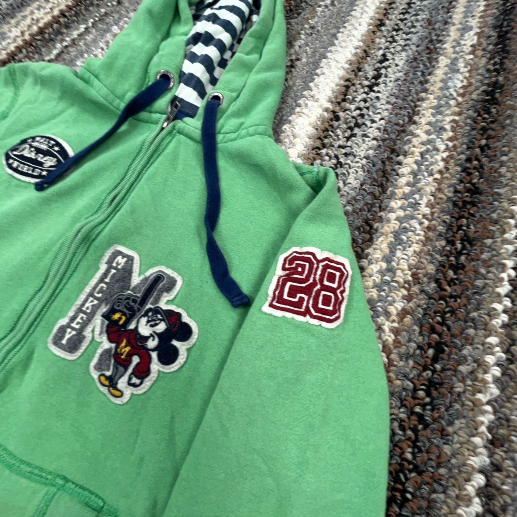 Disney Disney Parks Authentic Hoodie Women M Green Sweatshirt Jacket Mickey World Cartoon Logo Embroidered Full Zip Pockets All Seasons Short Sleeve not— Size M / US 6-8 / IT 42-44 - 7 Thumbnail