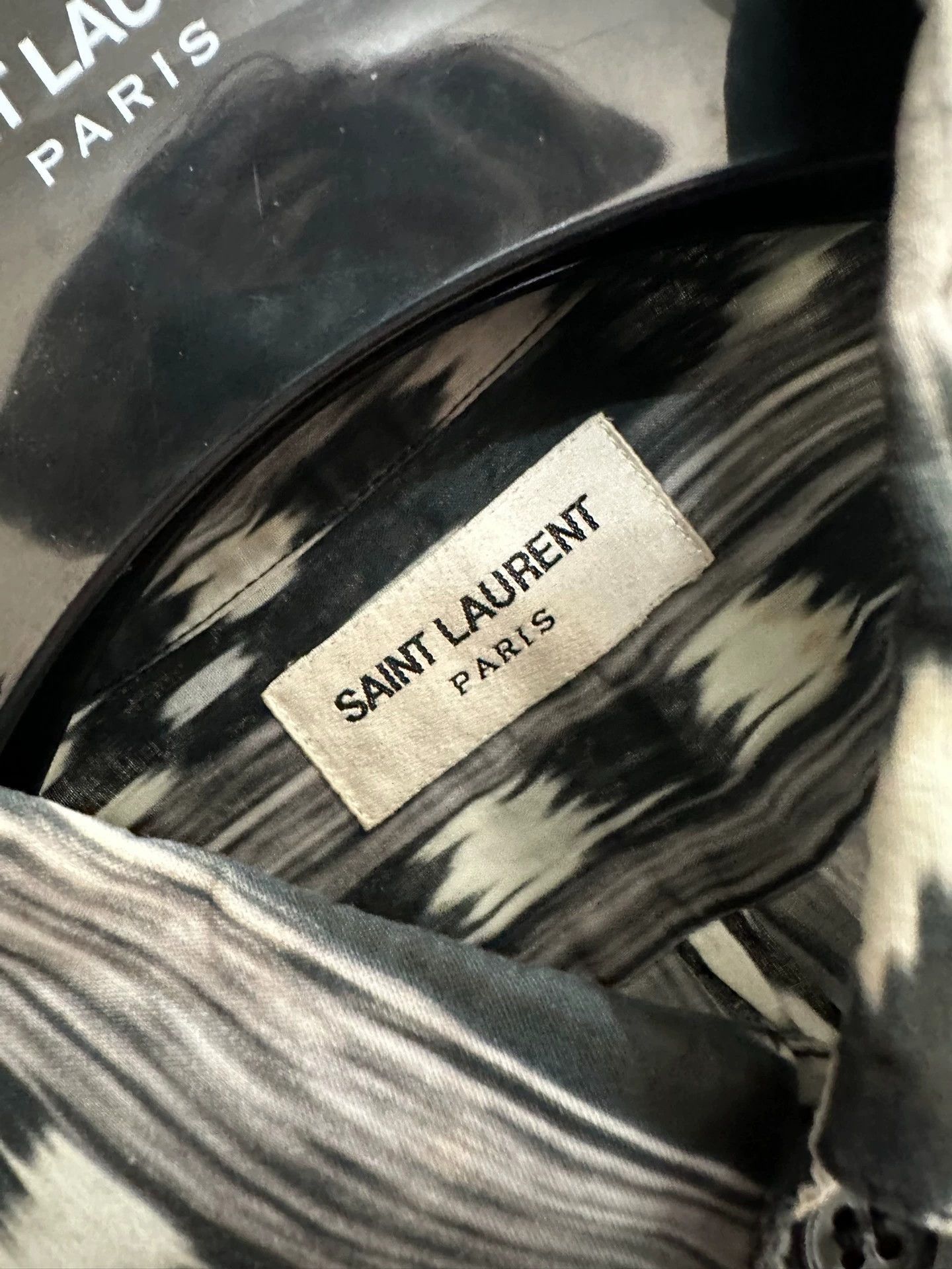 Saint Laurent Paris Saint Laurent 18SS Gypsy Abstract Heart Shirt, Size US L / EU 52-54 / 3 - 5 Thumbnail