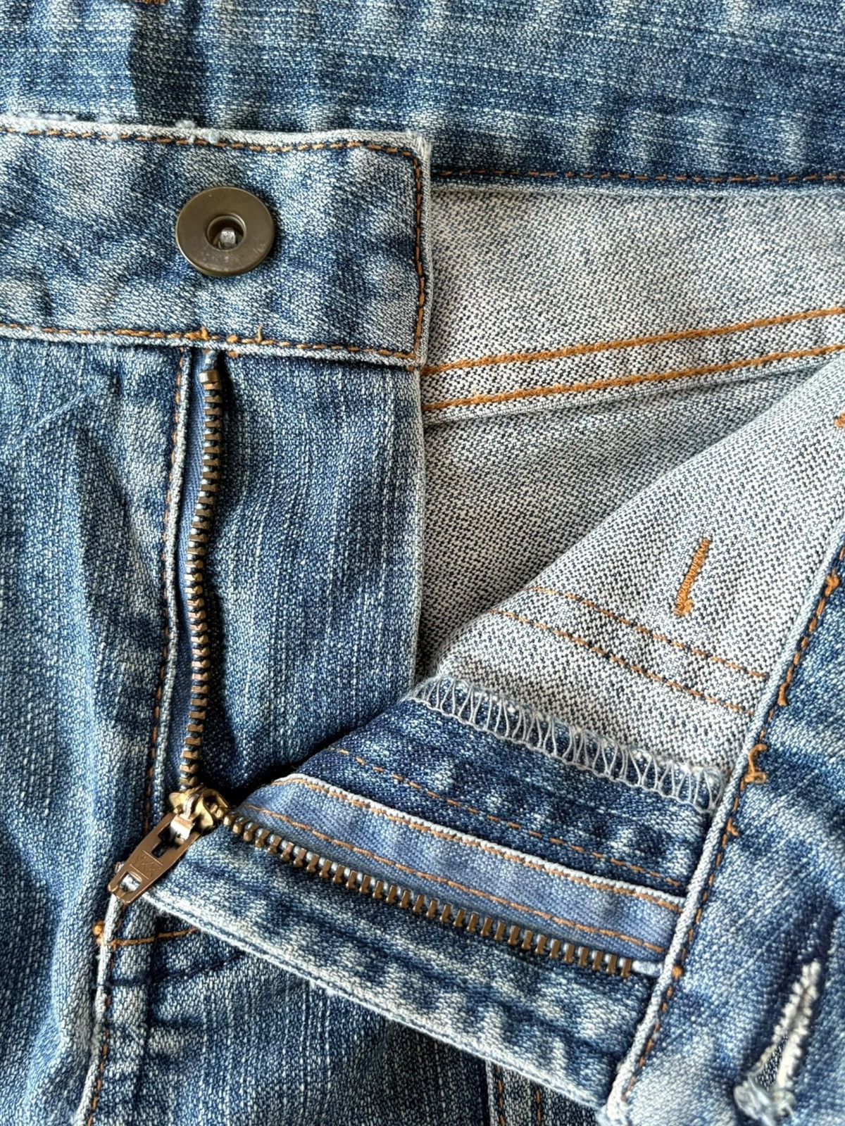 Uniqlo Vintage Japanese Uniqlo Mud Wash Baker Flare Jeans Size 28" / US 6 / IT 42 - 5 Thumbnail