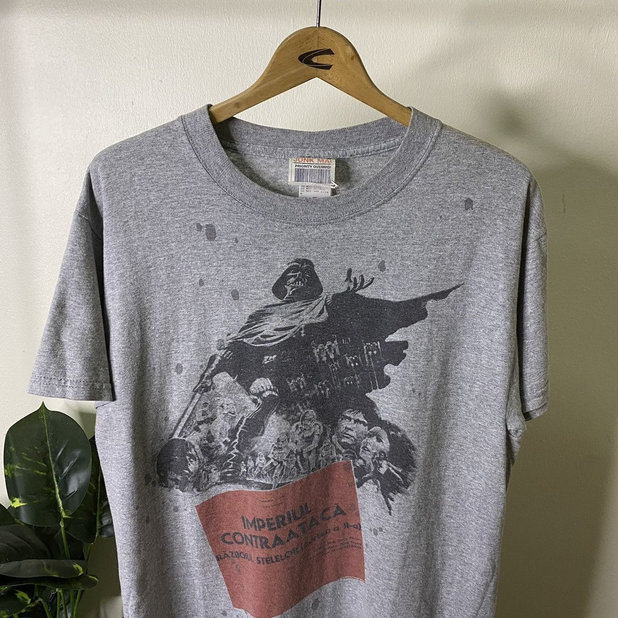 Beams Plus × Star Wars × Vintage 2000s Beams Japan x Star Wars The Empire Strikes Back Tee Size US M / EU 48-50 / 2 - 2 Thumbnail