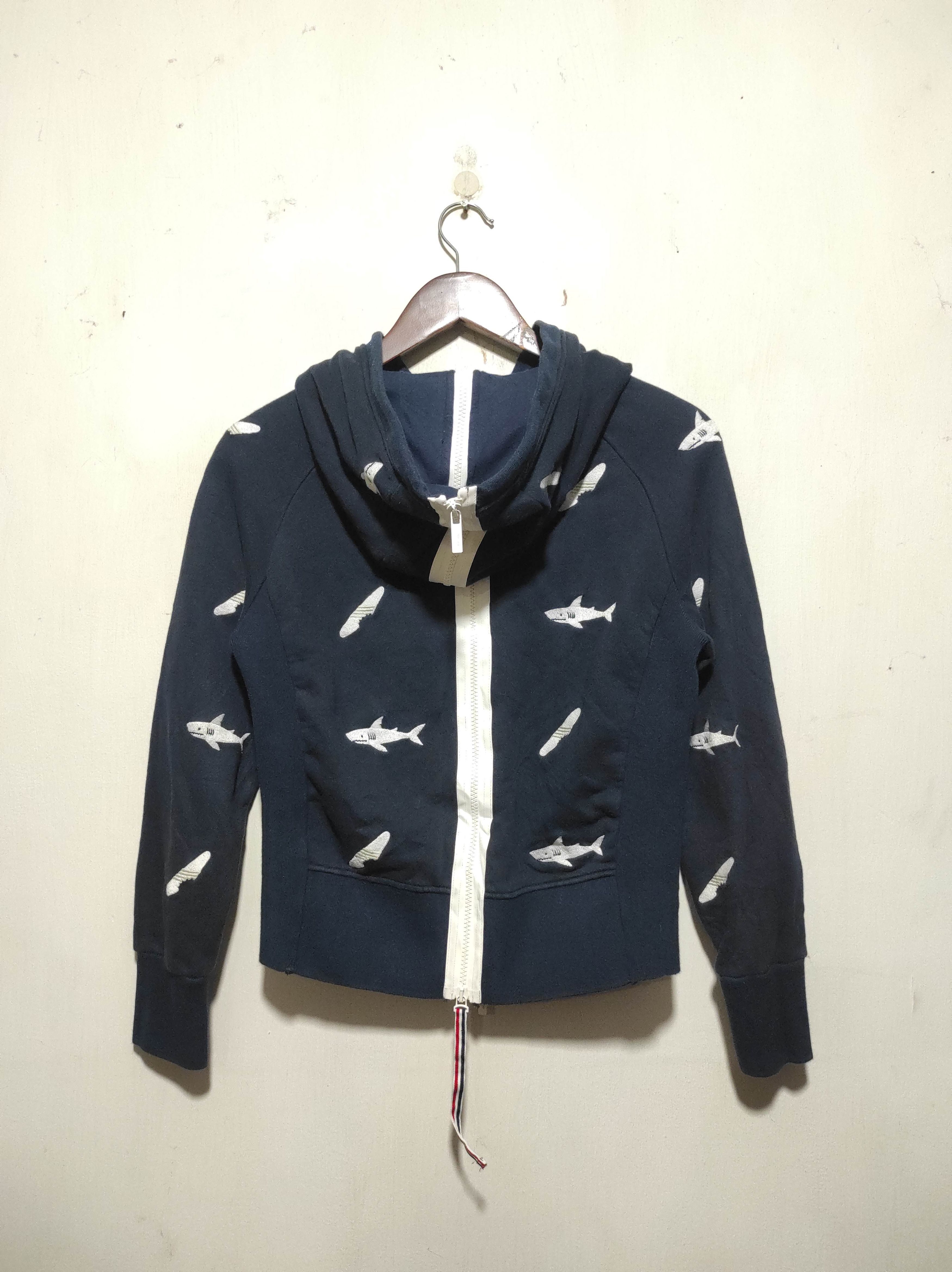 Thom Browne Thom Browne Shark and Surfboard Embroidered Navy Hoodie Size US XS / EU 42 / 0 - 22 Thumbnail