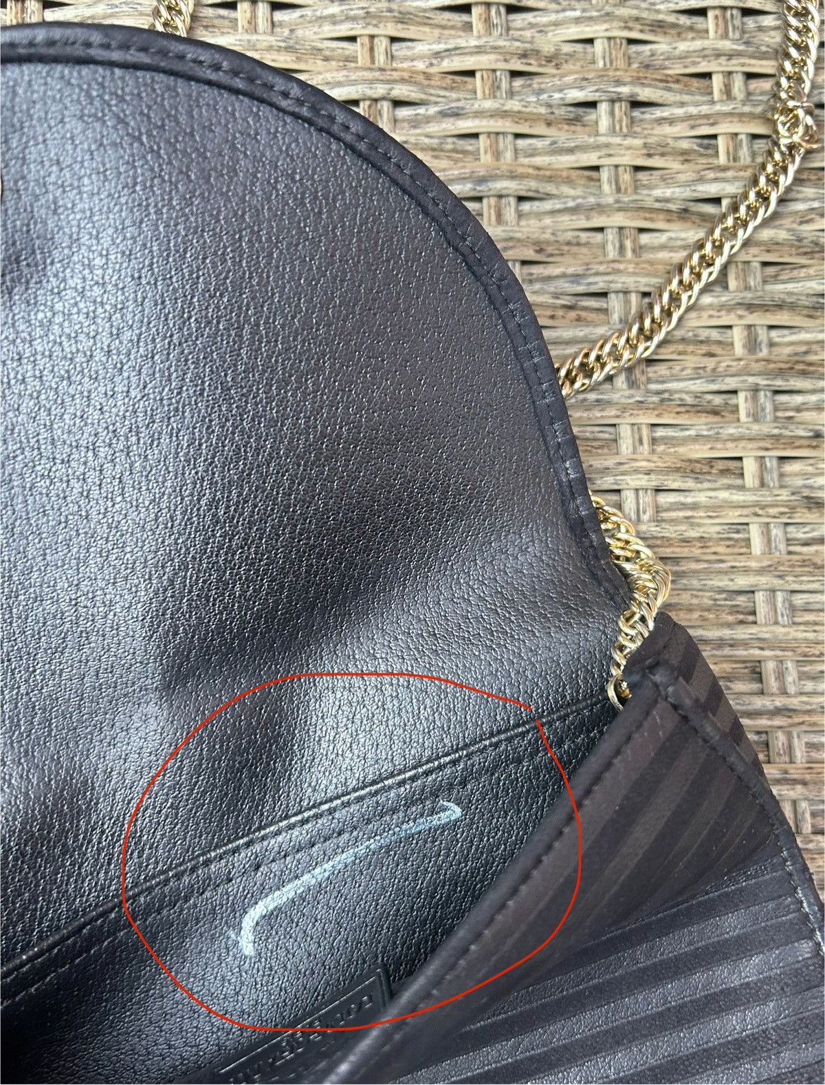 Longchamp Longchamp Paris Leather Envelope Crossbody Bag Gold Chain Size ONE SIZE - 8 Thumbnail
