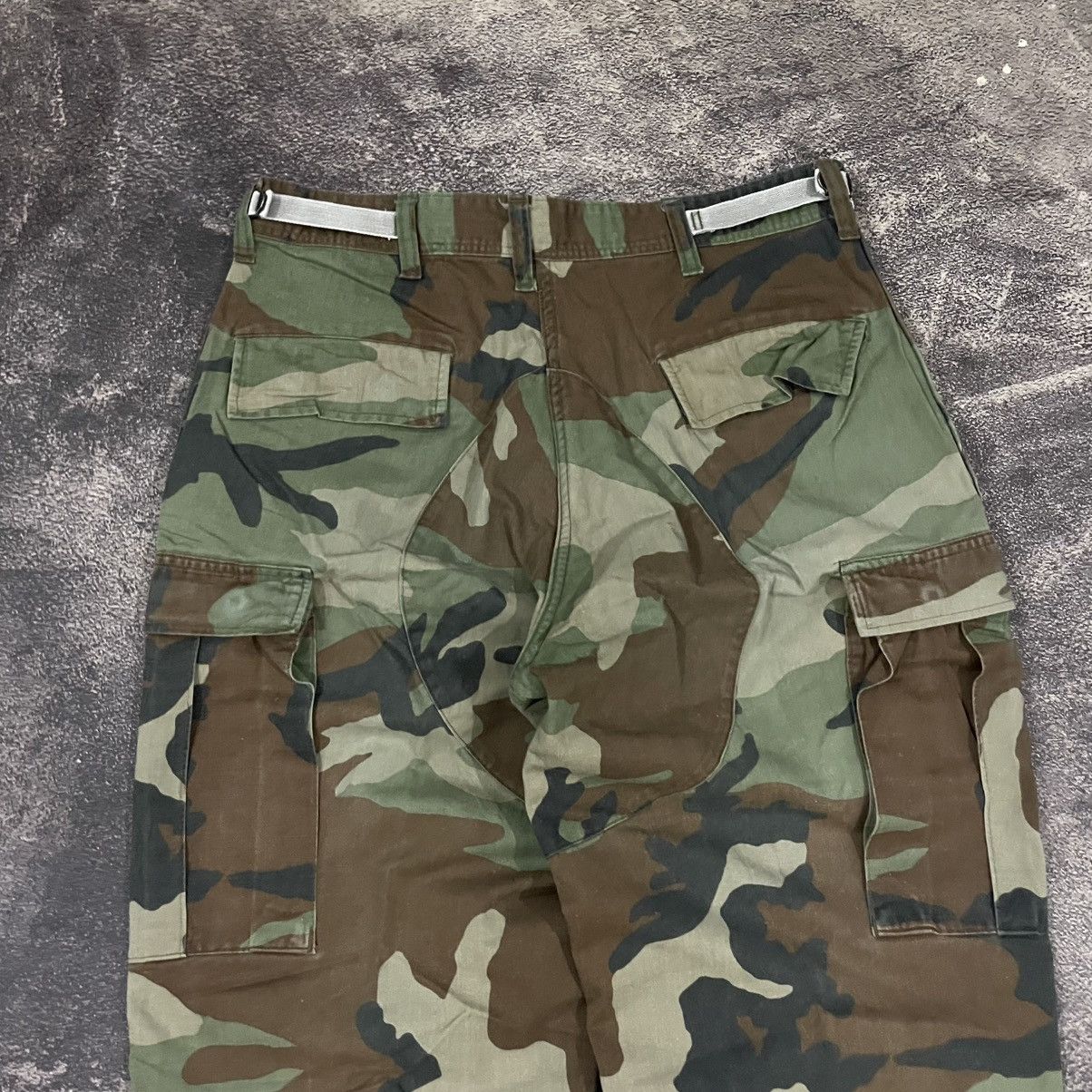 Vintage Vintage camo tactical pants Size US 33 - 4 Thumbnail