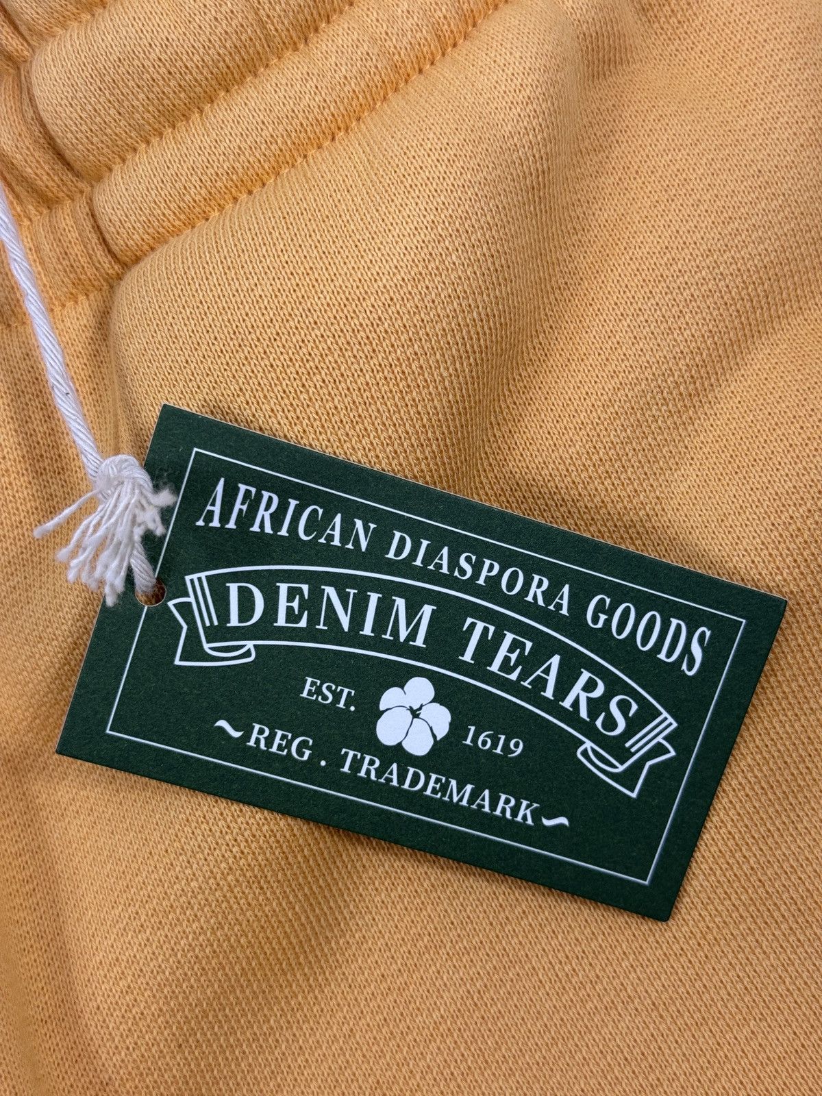 Cactus Plant Flea Market × DENIM TEARS LOGO PRINT SWEATPANTS Size US 34 / EU 50 - 3 Thumbnail
