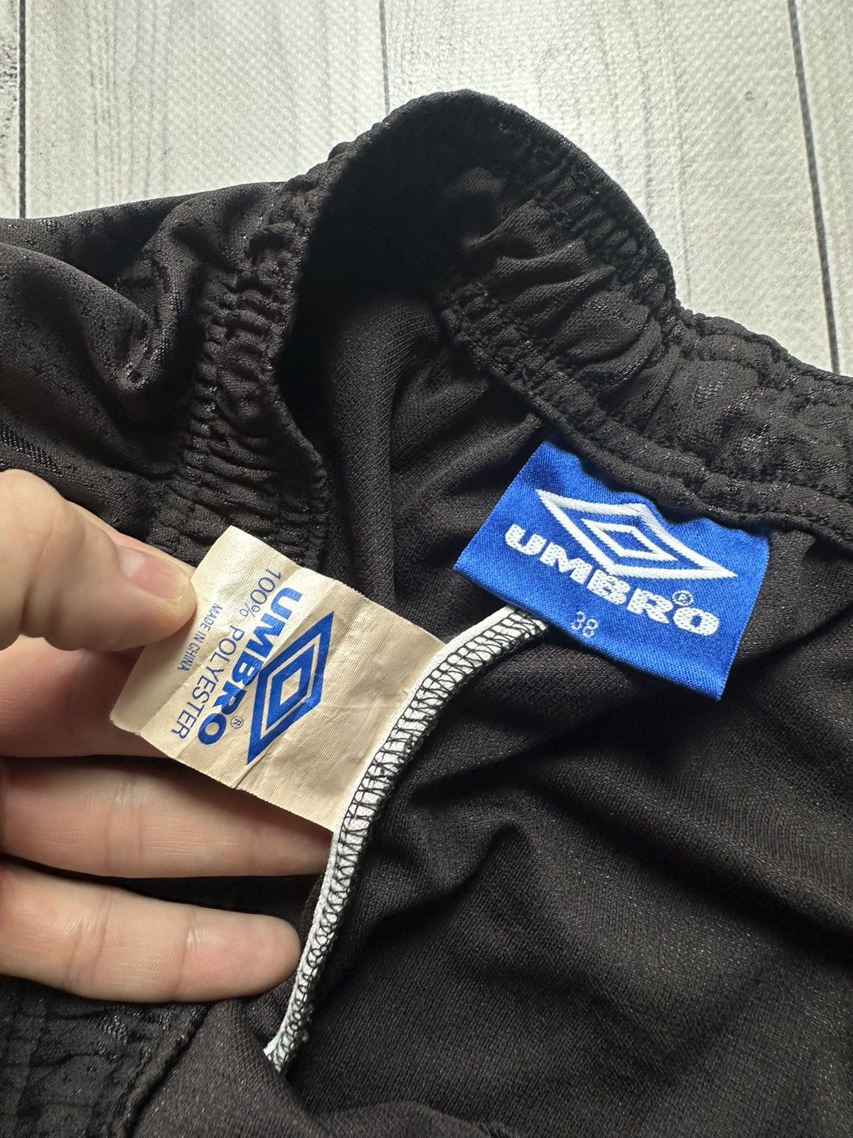 Umbro Vintage monogram Umbro soccer shorts black size XL Size US 38 / EU 54 - 3 Thumbnail