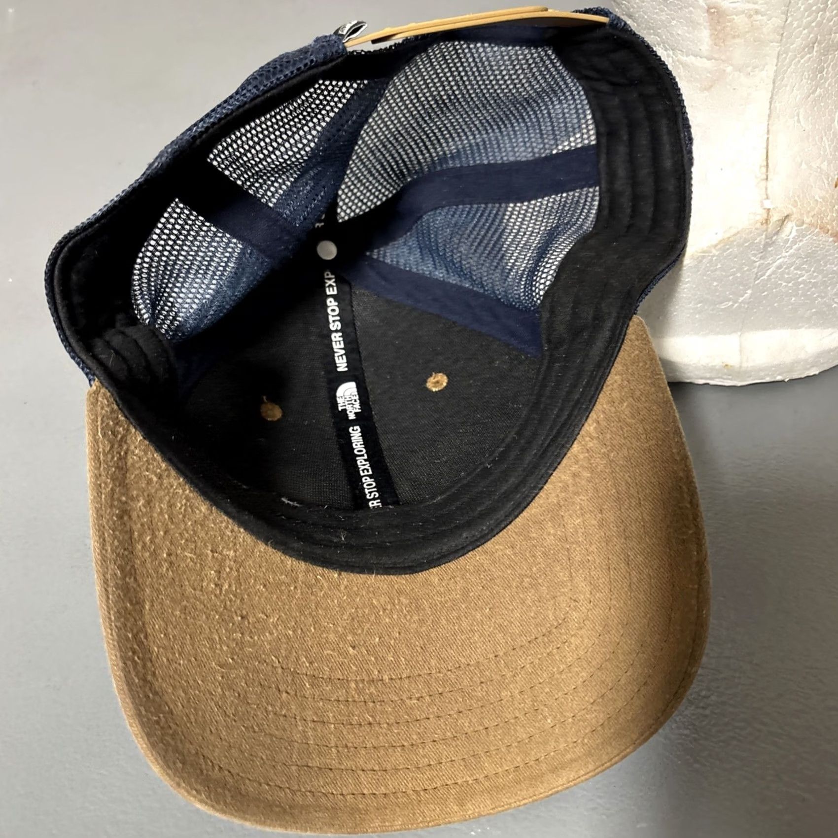 The North Face The North Face Embroidered Mudder Trucker Cap Taupe Green Bear Size ONE SIZE - 8 Thumbnail