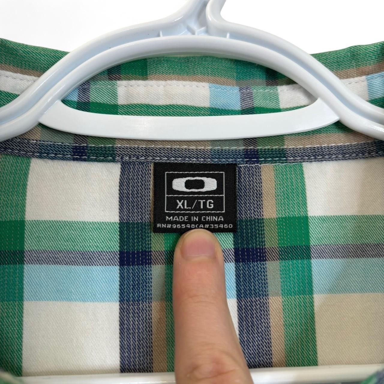 Oakley × Vintage Vintage Style Oakley Plaid White And Green Button-Up Shirt Size US XL / EU 56 / 4 - 3 Thumbnail