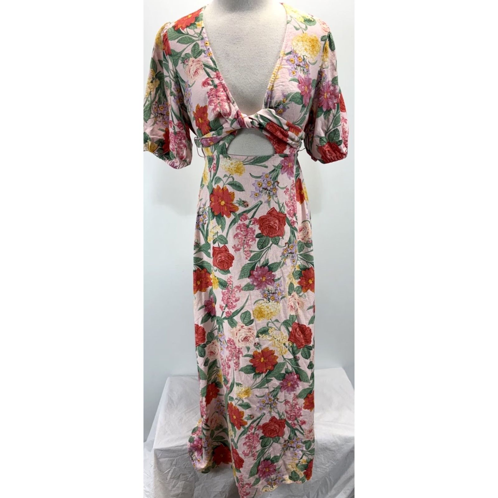 Old Navy Old Navy Women’s Fit & Flare Floral Linen Blend Twist Front Maxi Dress M Spring Size M / US 6-8 / IT 42-44 - 2 Thumbnail